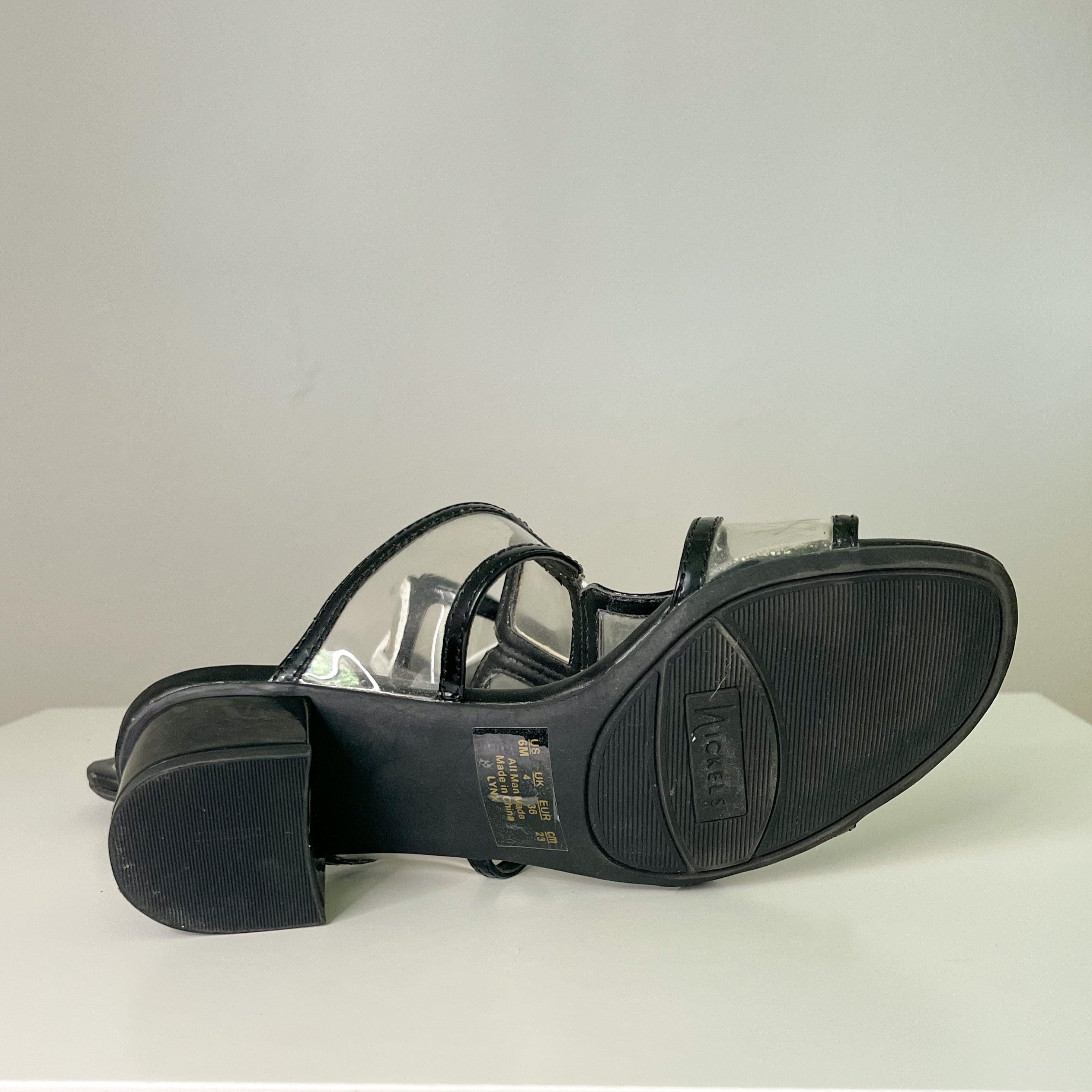 Black & White 60s Mod Styled Kitten Heels (6)