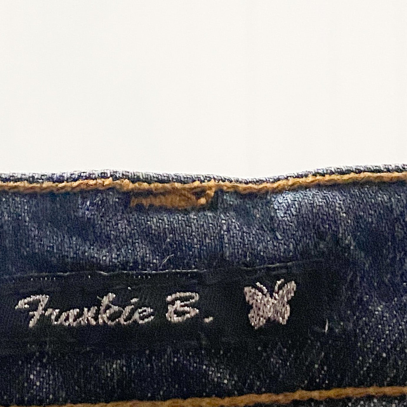 Frankie B Mid Rise Flare Jeans (M)