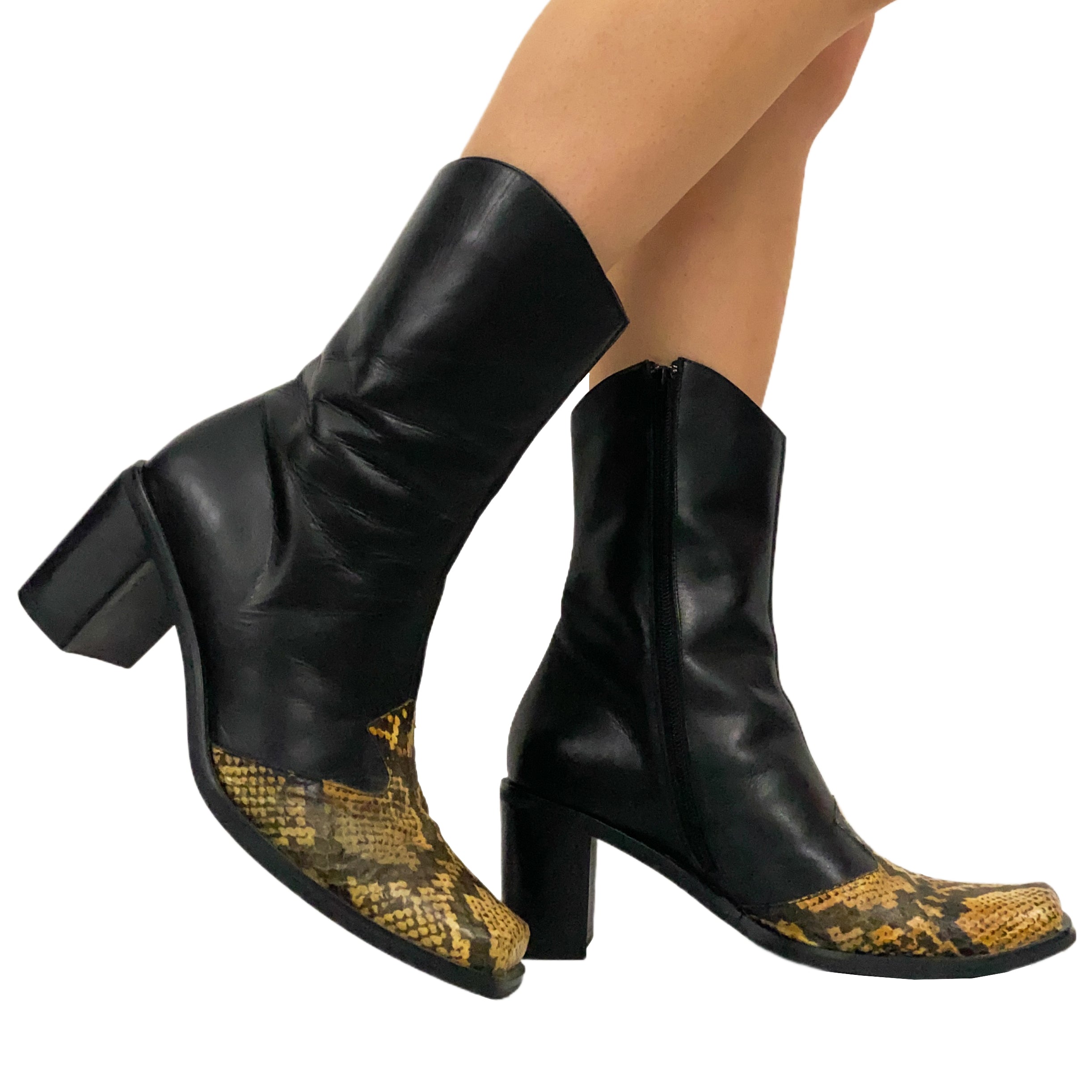 90's Leather Snakeskin Boots (7.5)