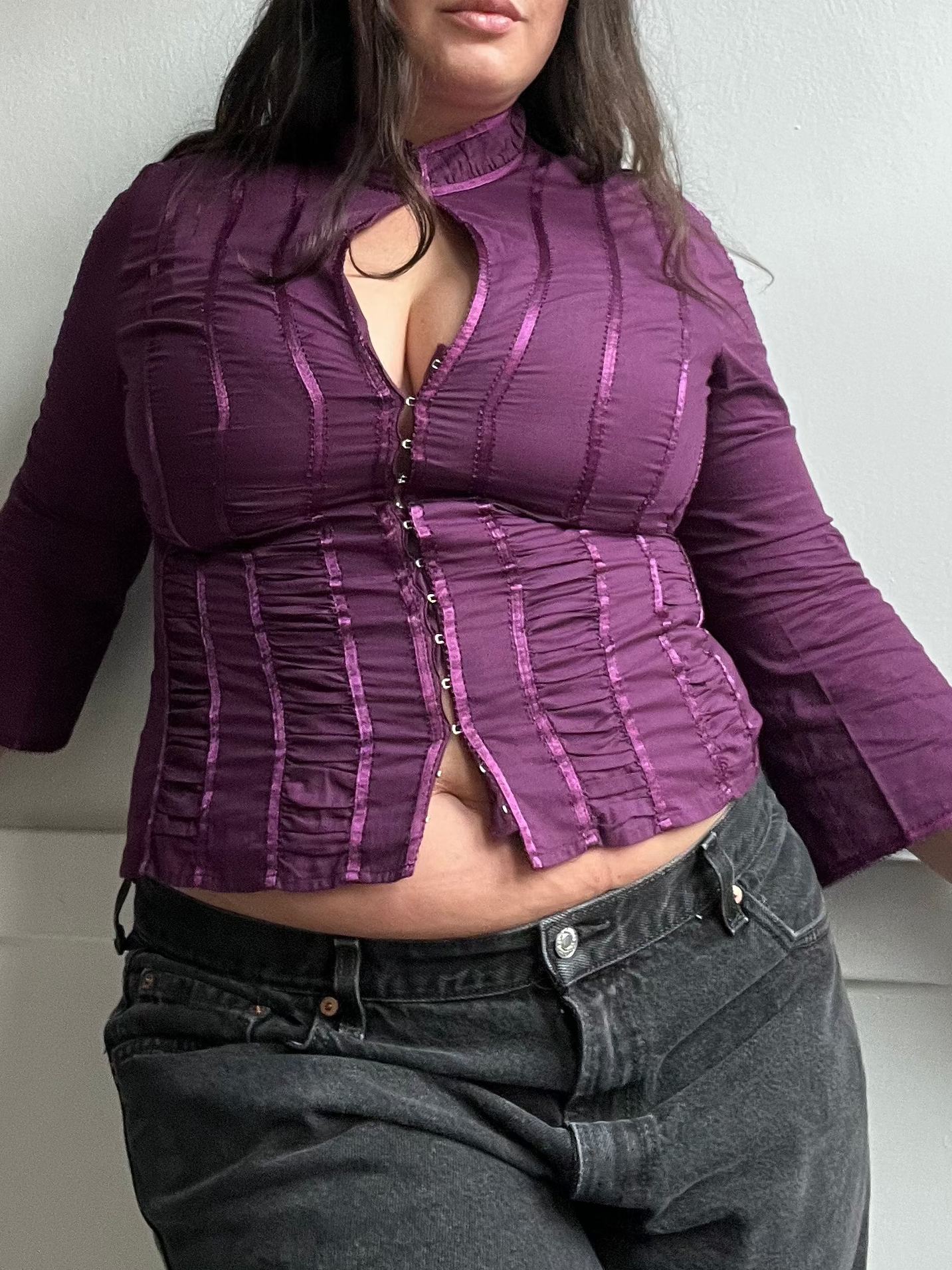Violet Ruched Keyhole Top (L)