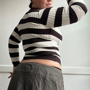 Y2K Striped Deep V Knit (S)