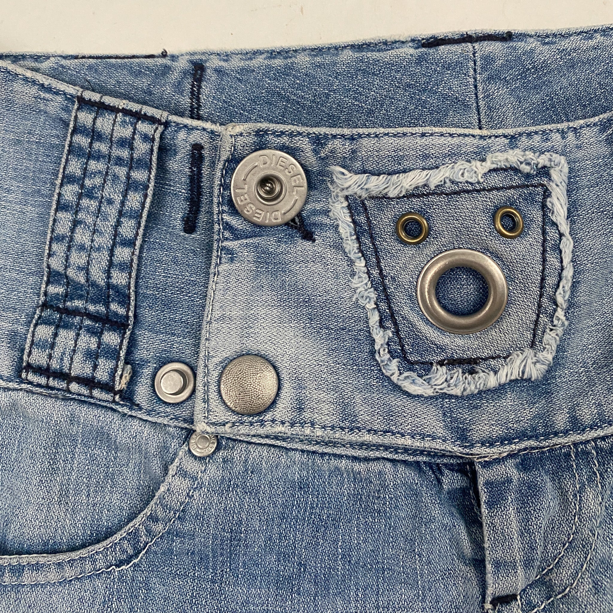 Diesel 2000s Low Waist Denim Shorts (XS)