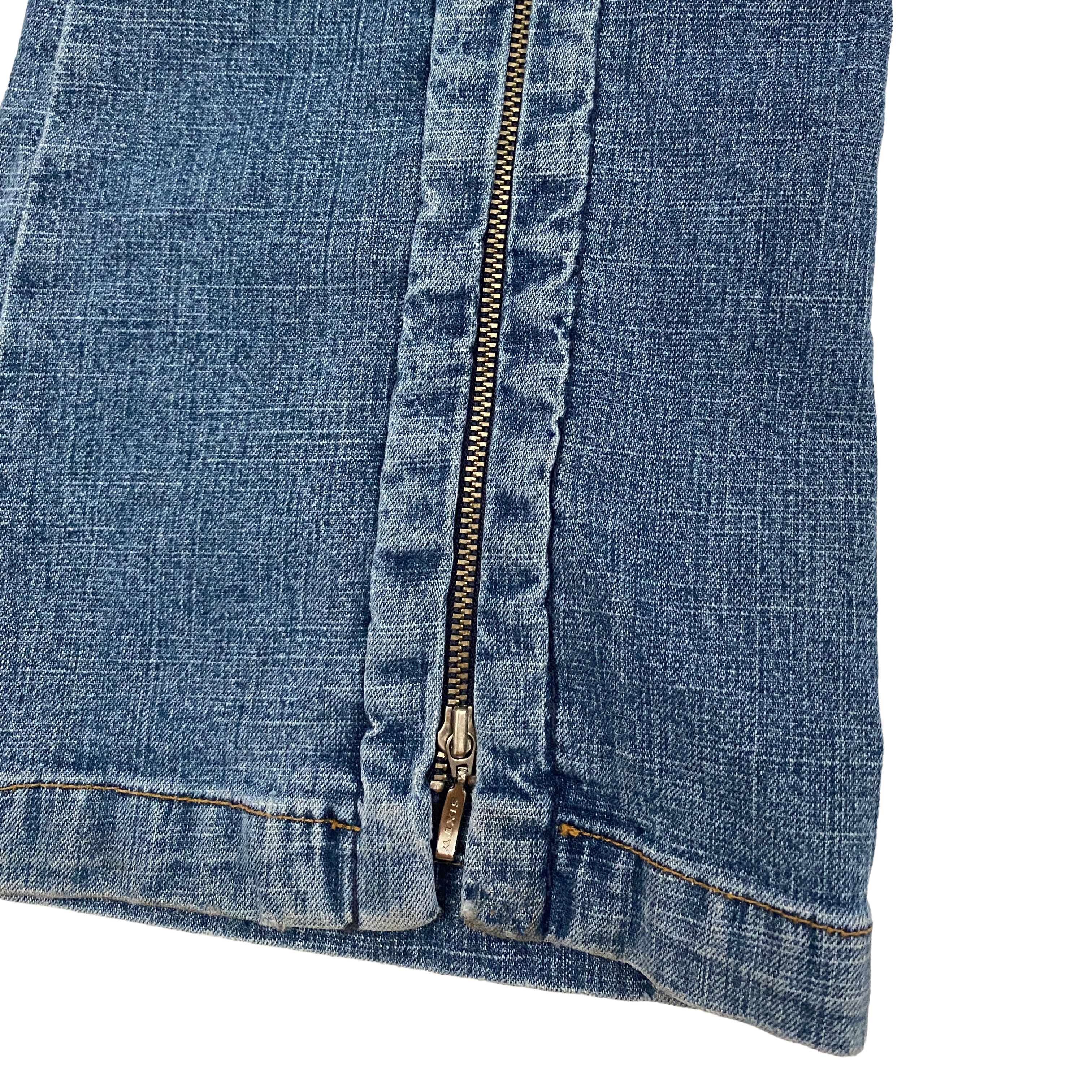 Miss Sixty 2000s Mid Rise Zip Hem Flare Jeans (XS)