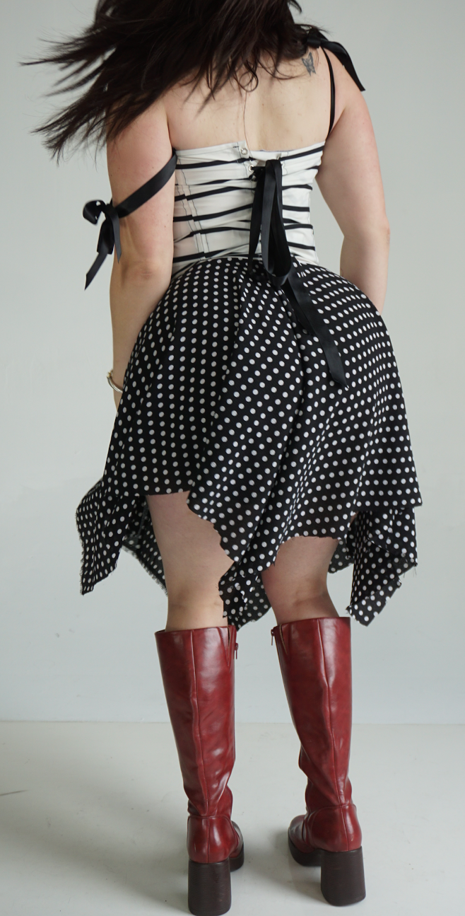 "charlottes web" dress (xs-5x)