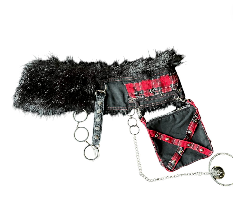 I'm the Hot Topic Custom Belt (M/L)