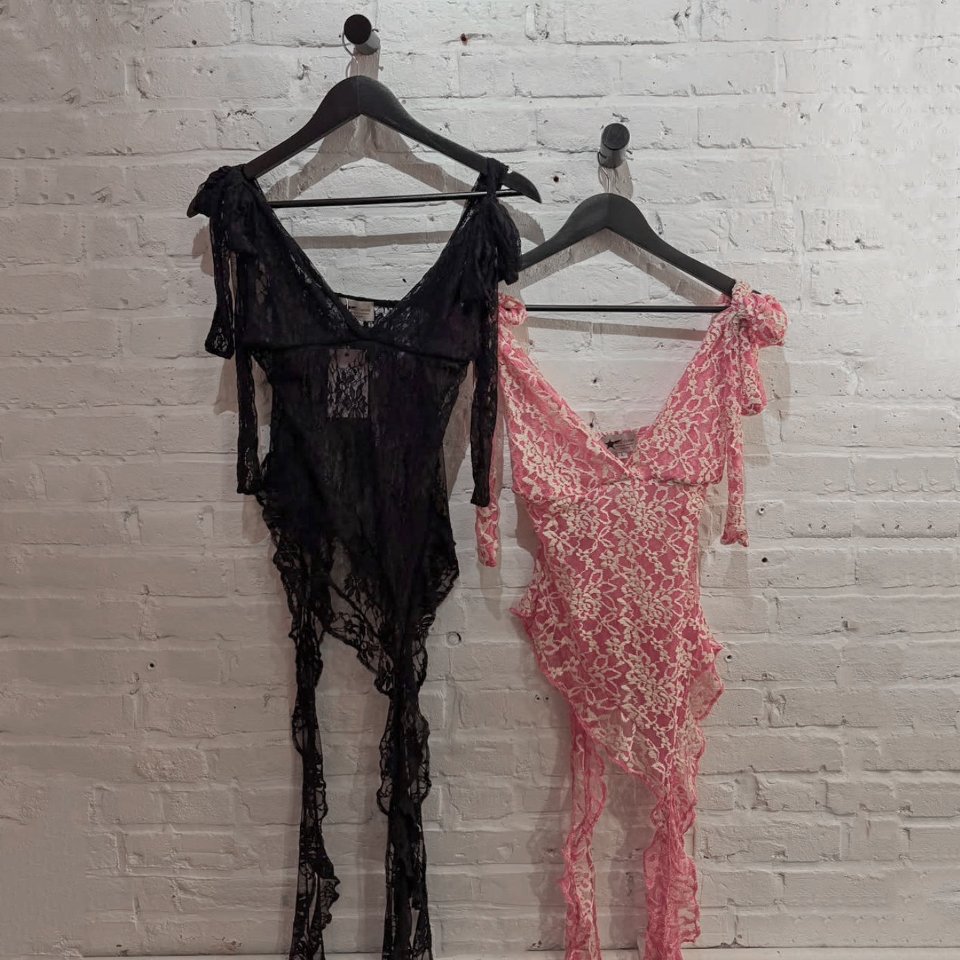 The "Jelly-fish" Lace Ruffle Top (XS-5X)