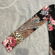 00s black & pink cheetah and floral long sleeve (XS/S)