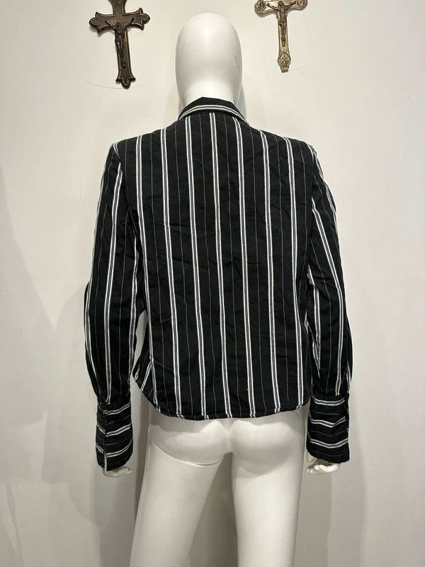 Vintage Parisian 90s Chic Pinstripe Shirt (M)