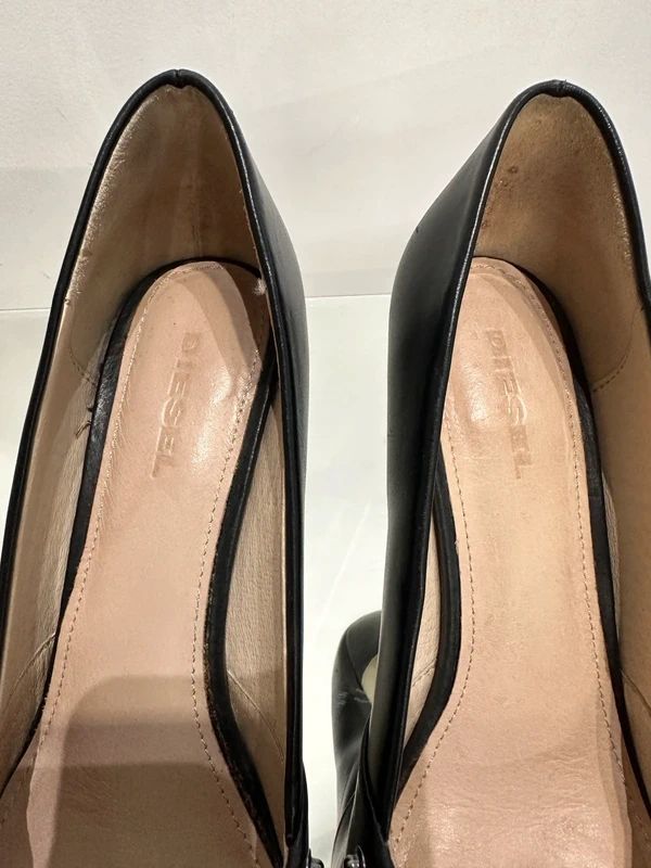 Vintage Diesel Studded Pointed Toe Court Heels (UK 4 US 6 EU 37)