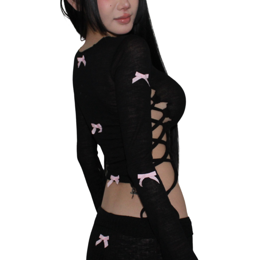 blkpinklongsleeveback.png