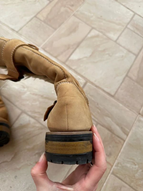 Vintage 2000s Y2K Faux Fur Buckle Boots (US 7 EU 38 UK 5)