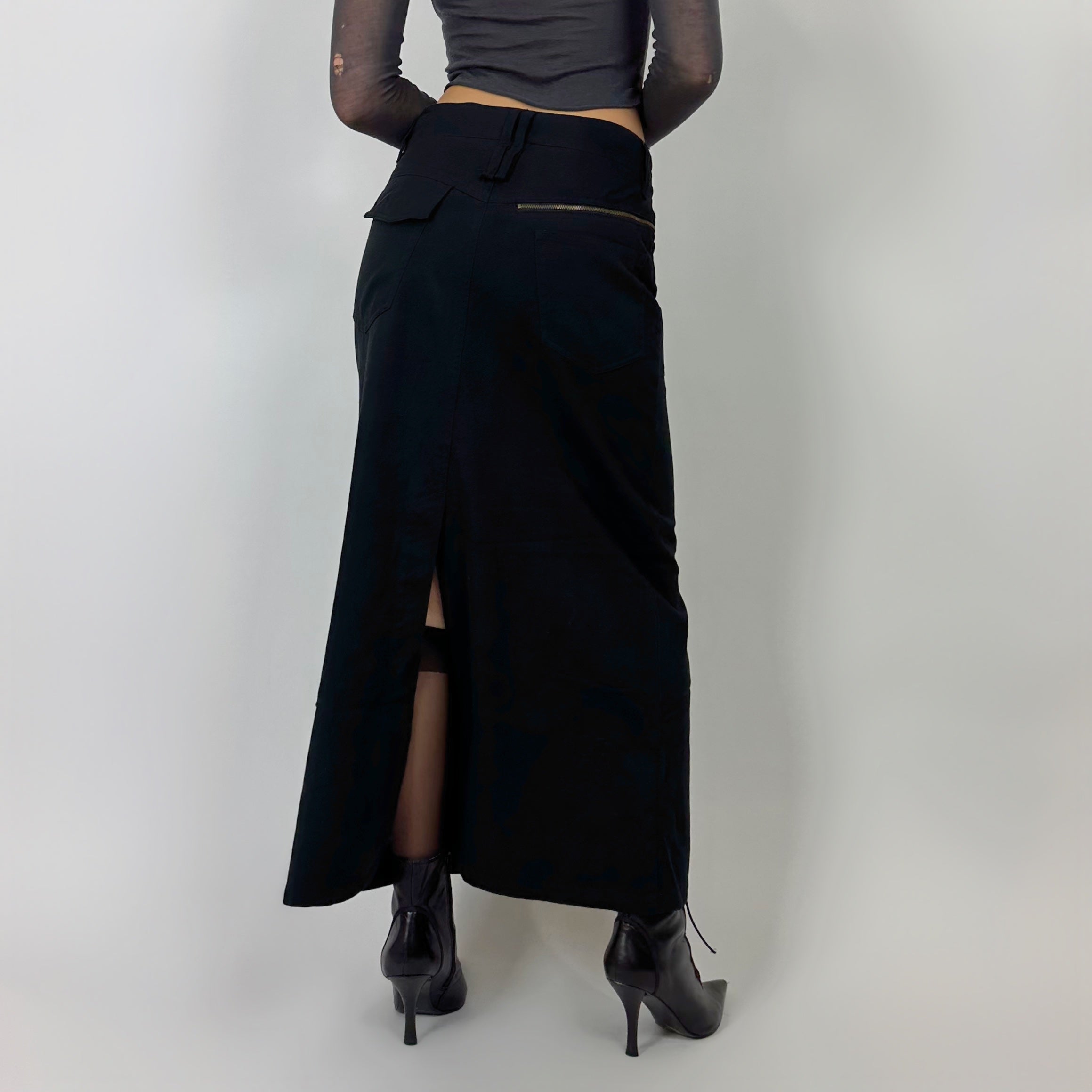 Vintage 90's Black Denim Maxi Skirt (s/m)