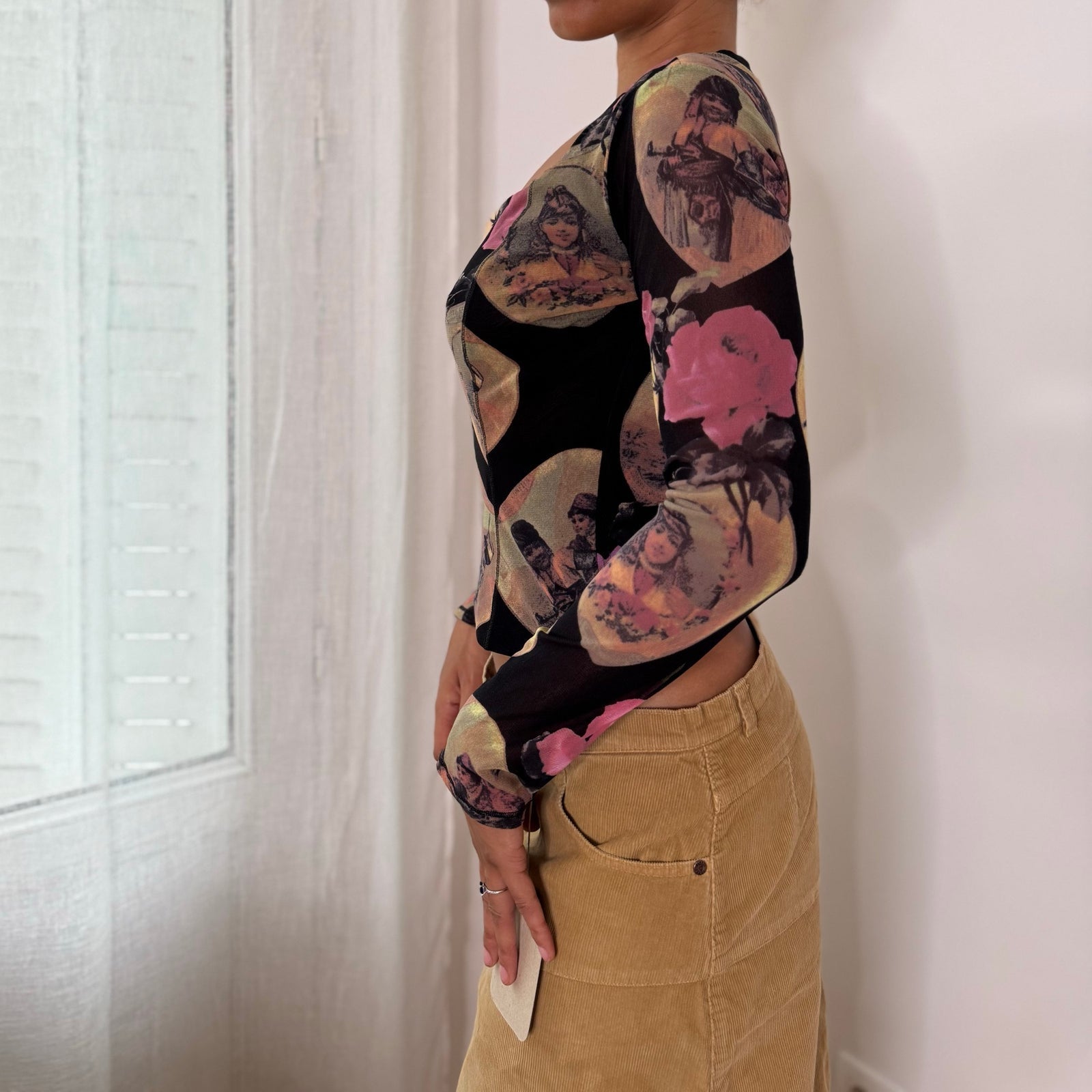 Mariella Burani Italian vintage Y2K black portrait print mesh top with Victorian medallions & pink roses