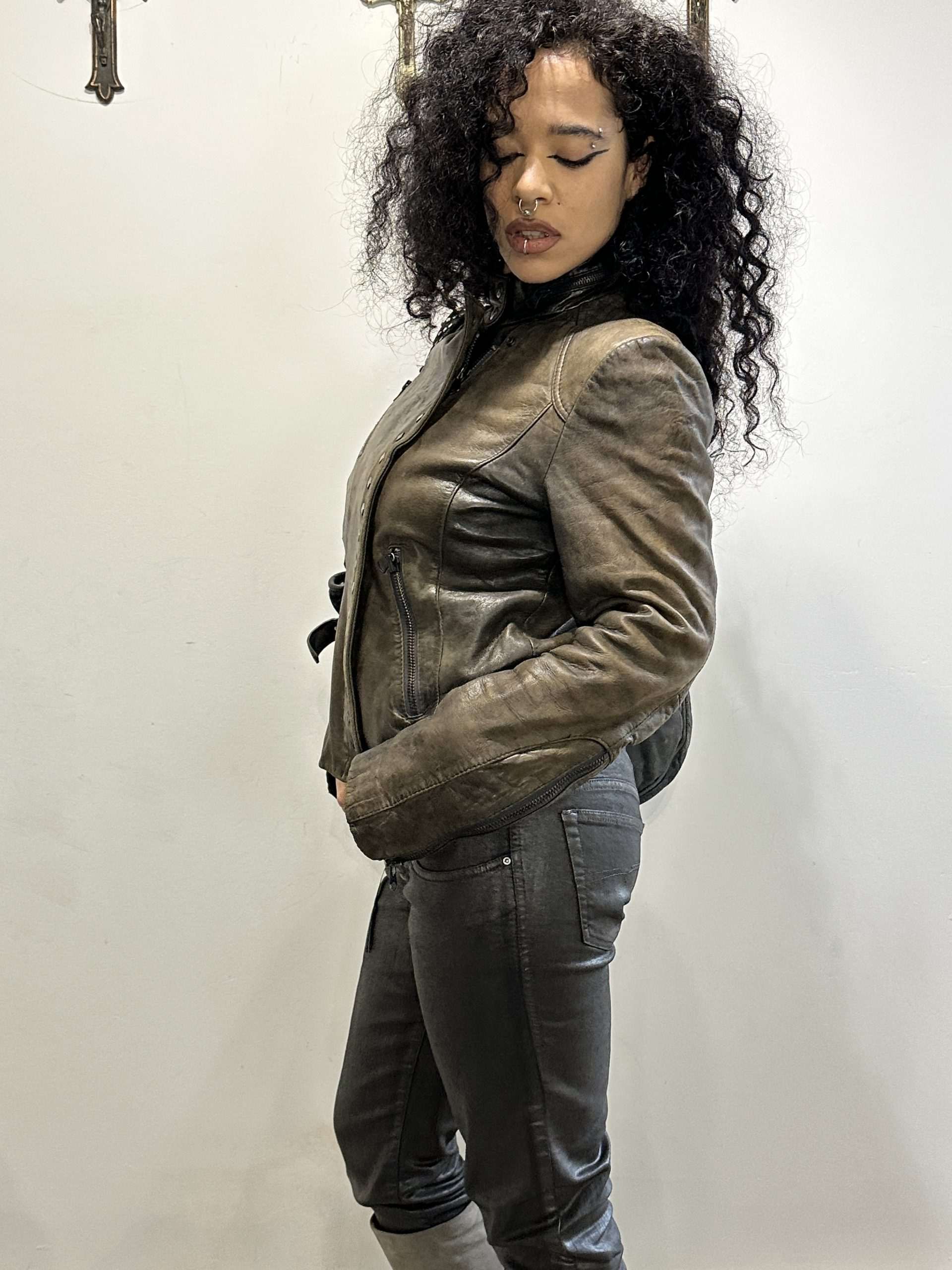 Vintage Italian Asymmetrical Zip Leather Jacket (M)