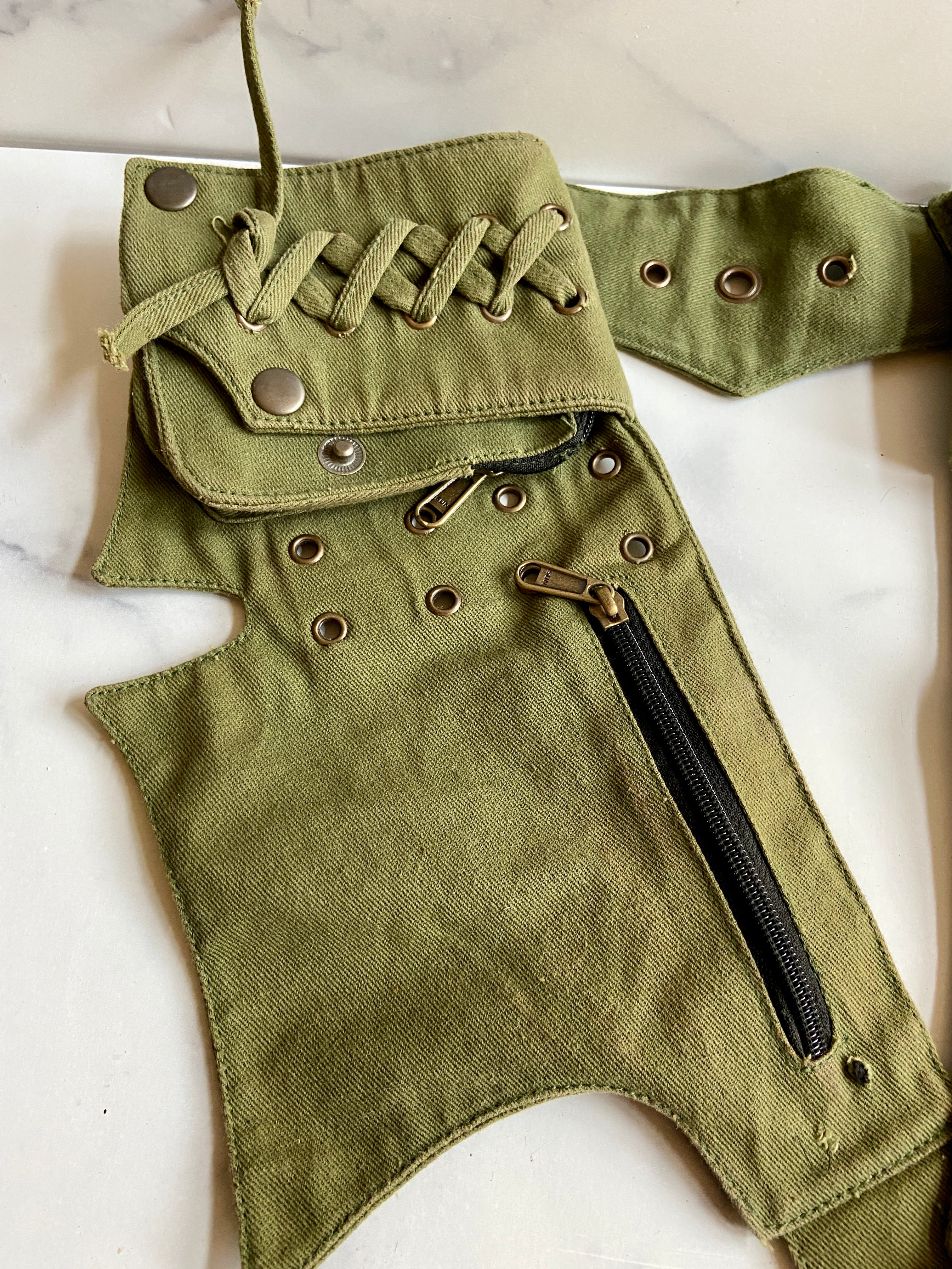 Olive green pocket belt