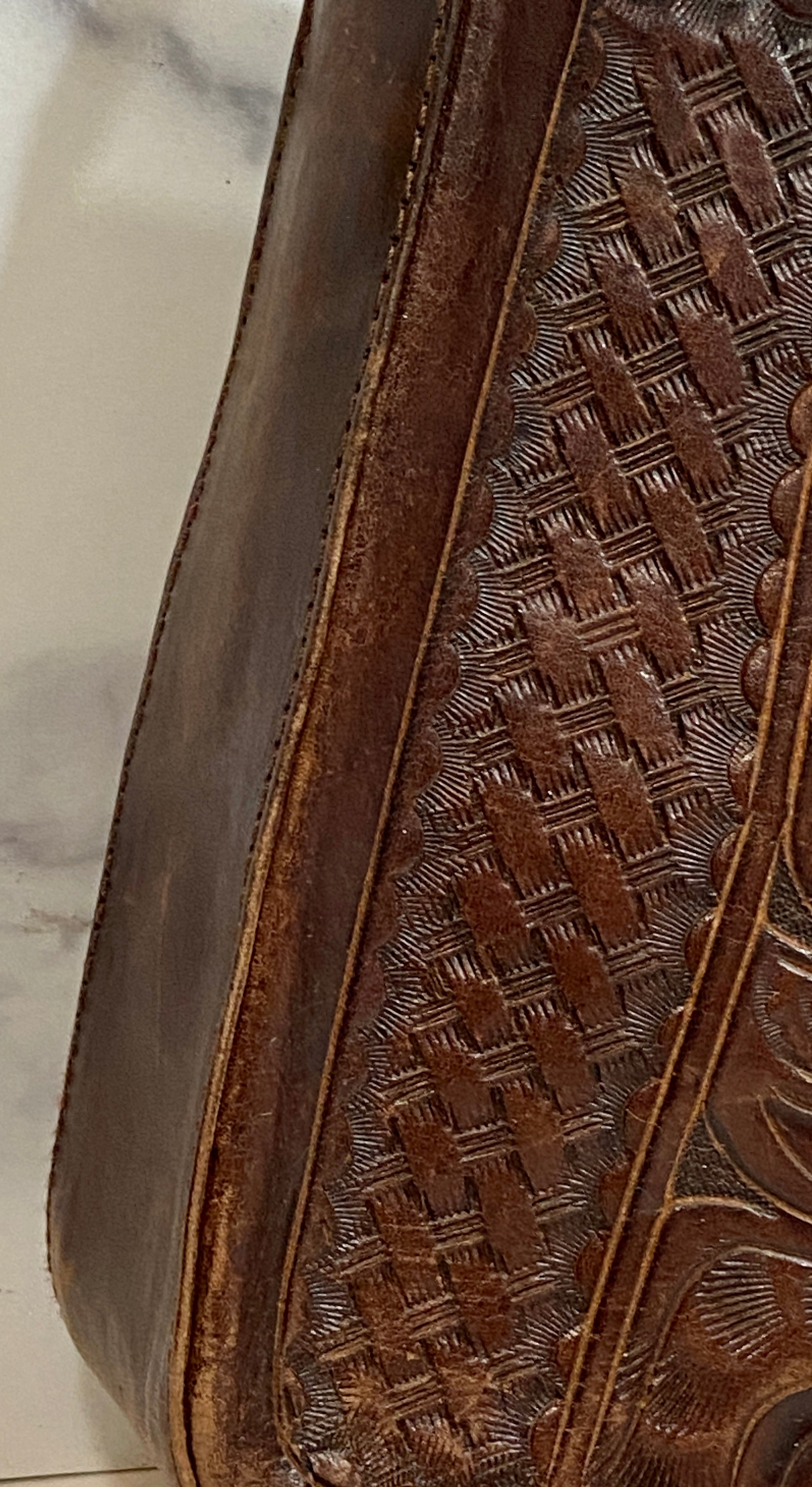 Vintage 70s Tan Leather Tooled Purse