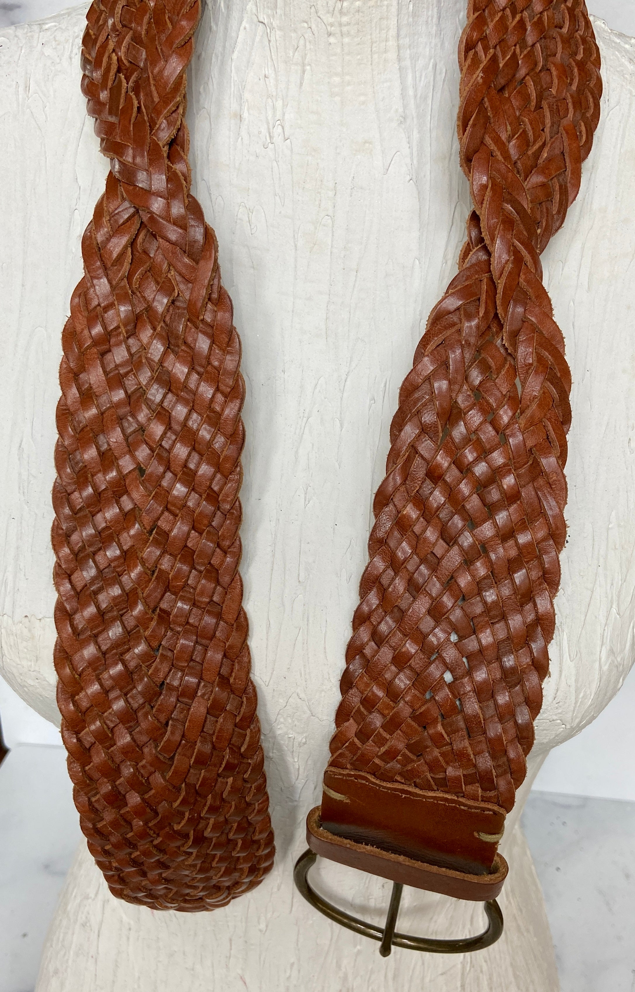 Gap brown braided leather belt