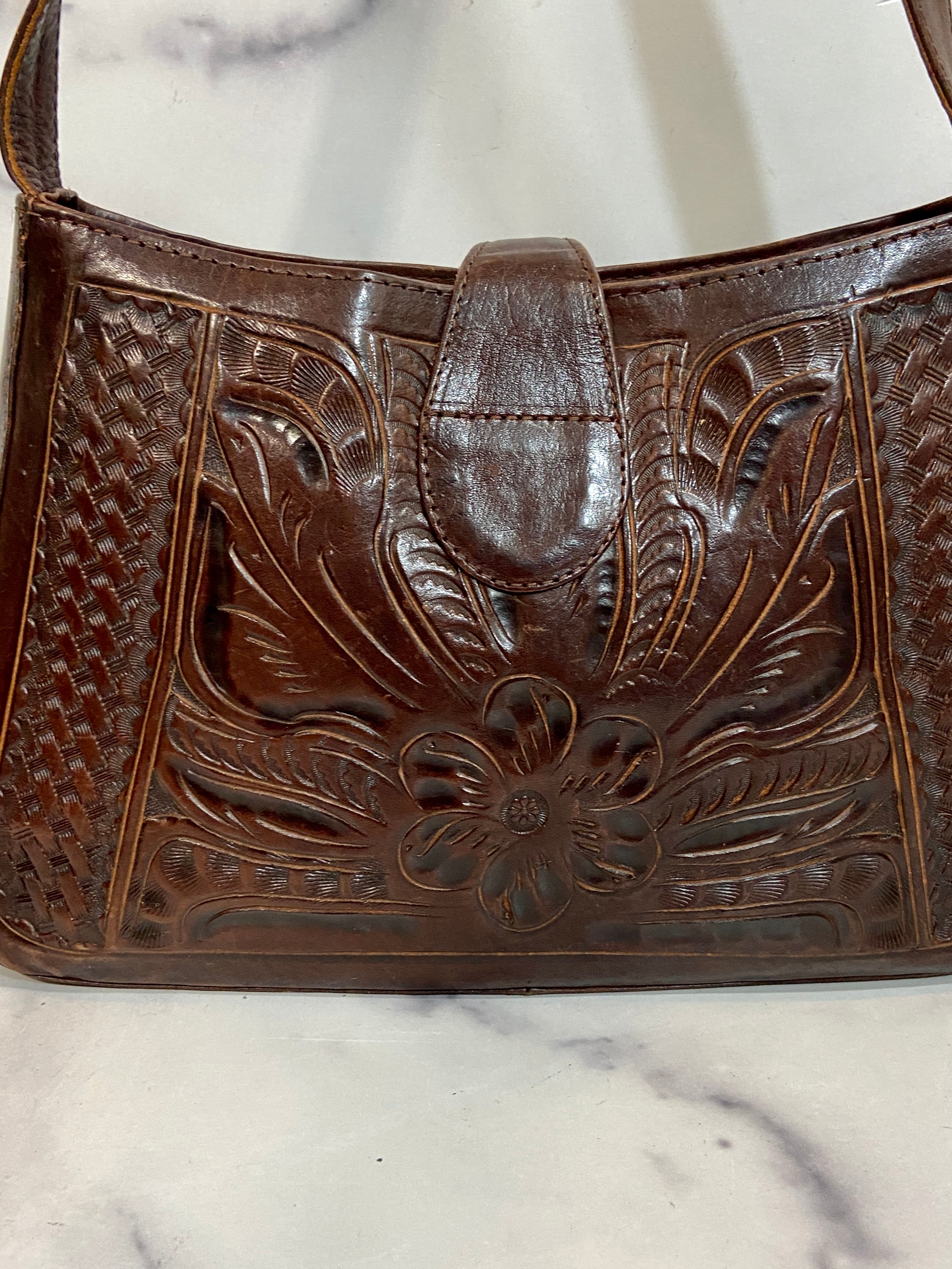 Vintage 70s Tan Leather Tooled Purse