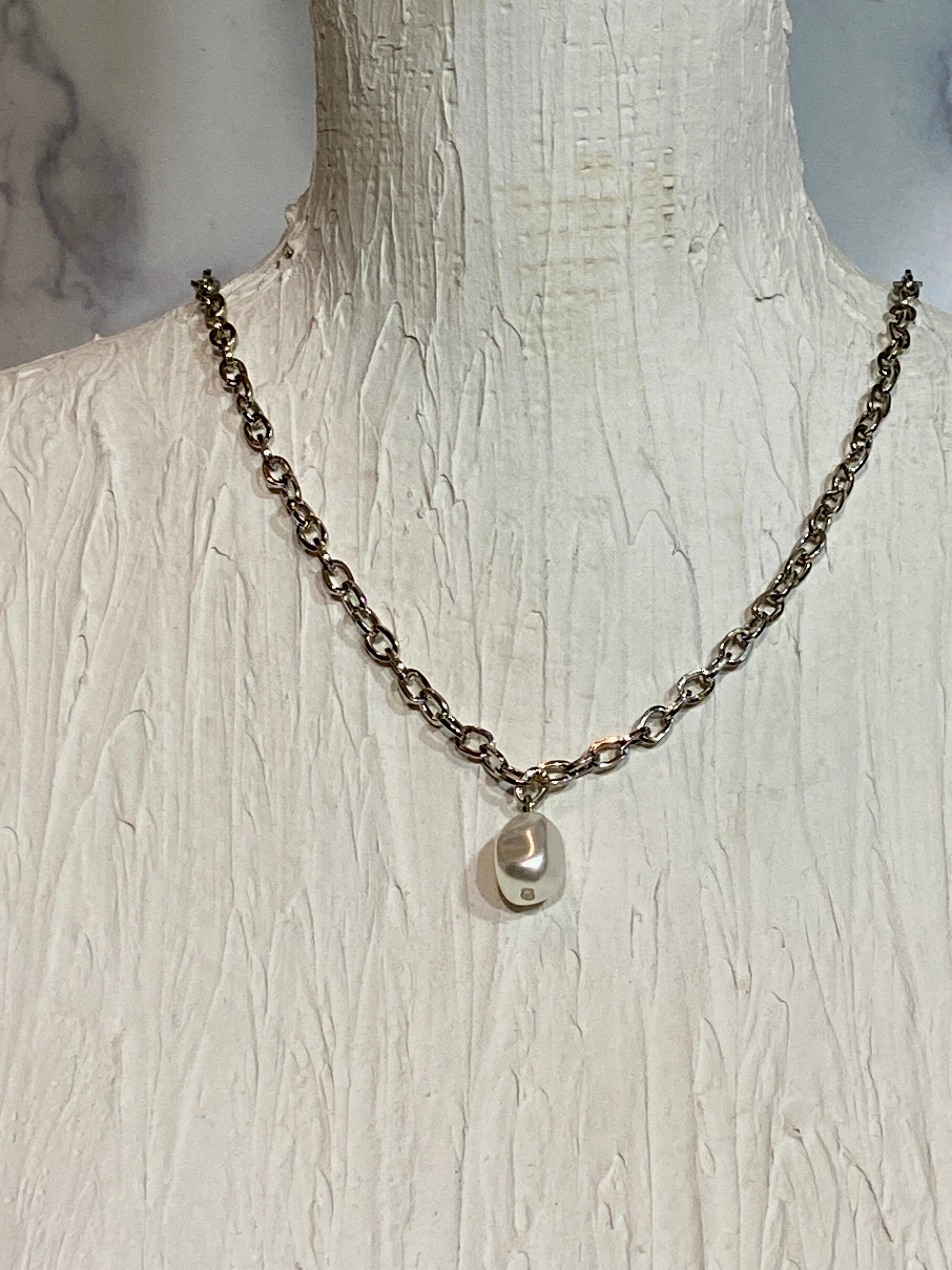 Little pearl in a chain
