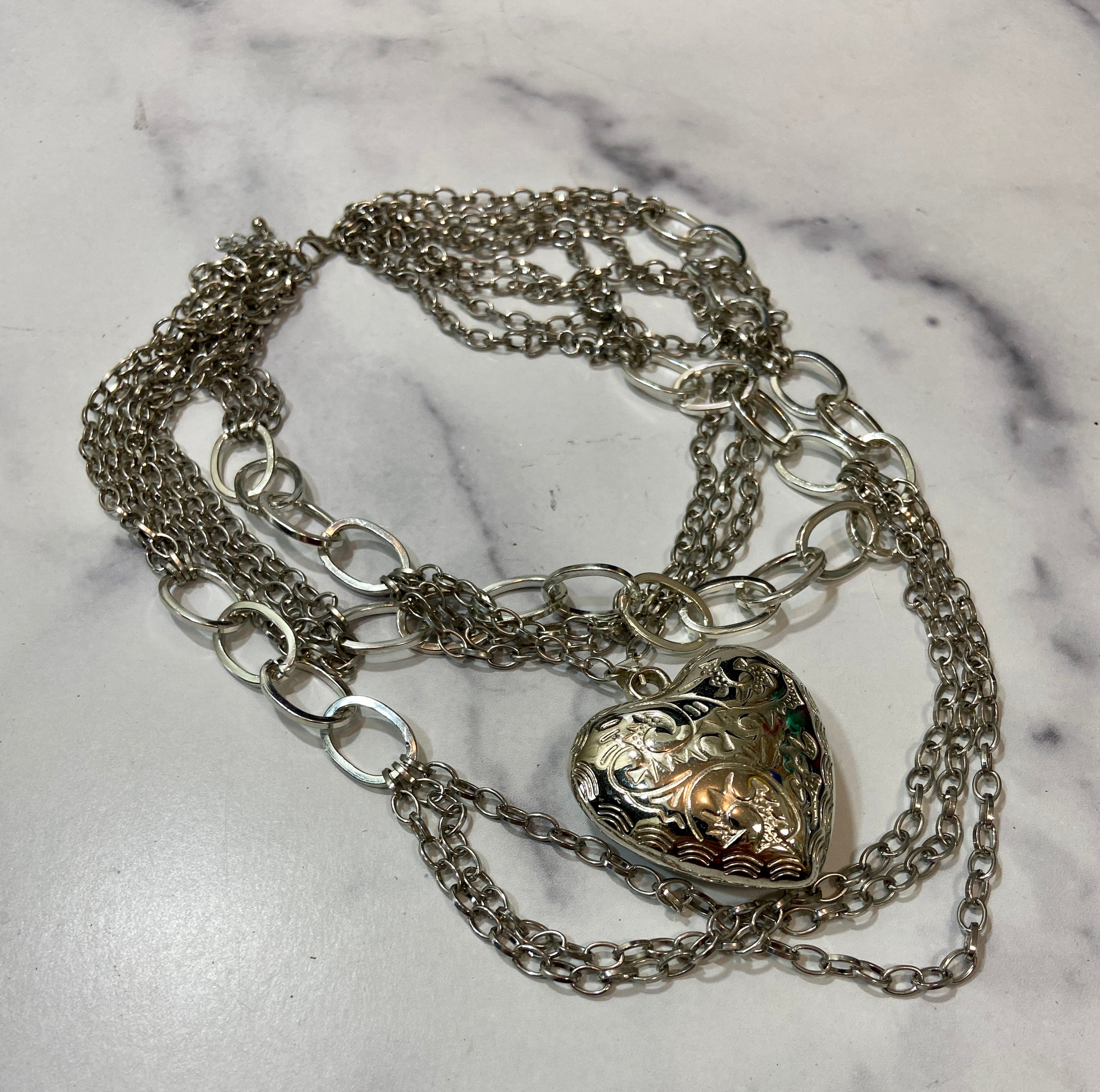 Heart in layers chains