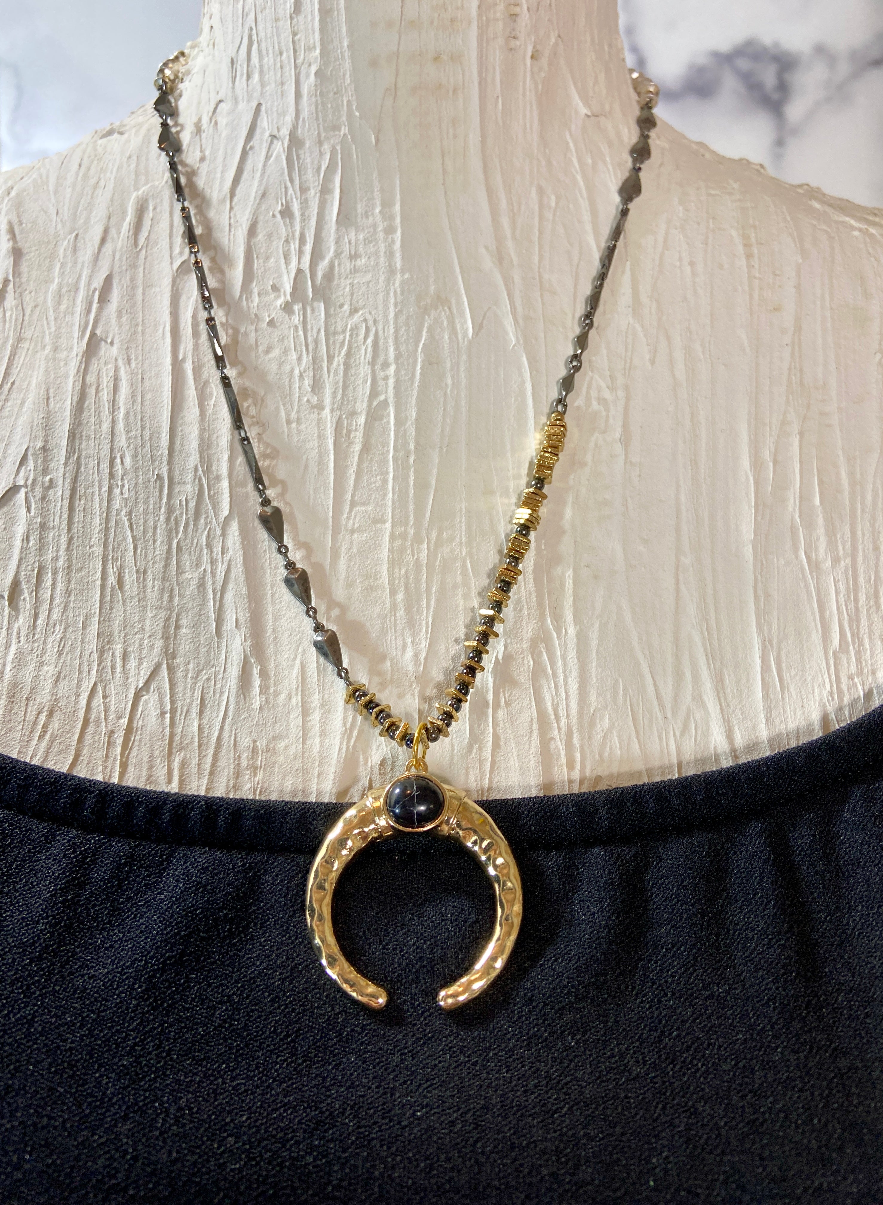 Almost circle chain