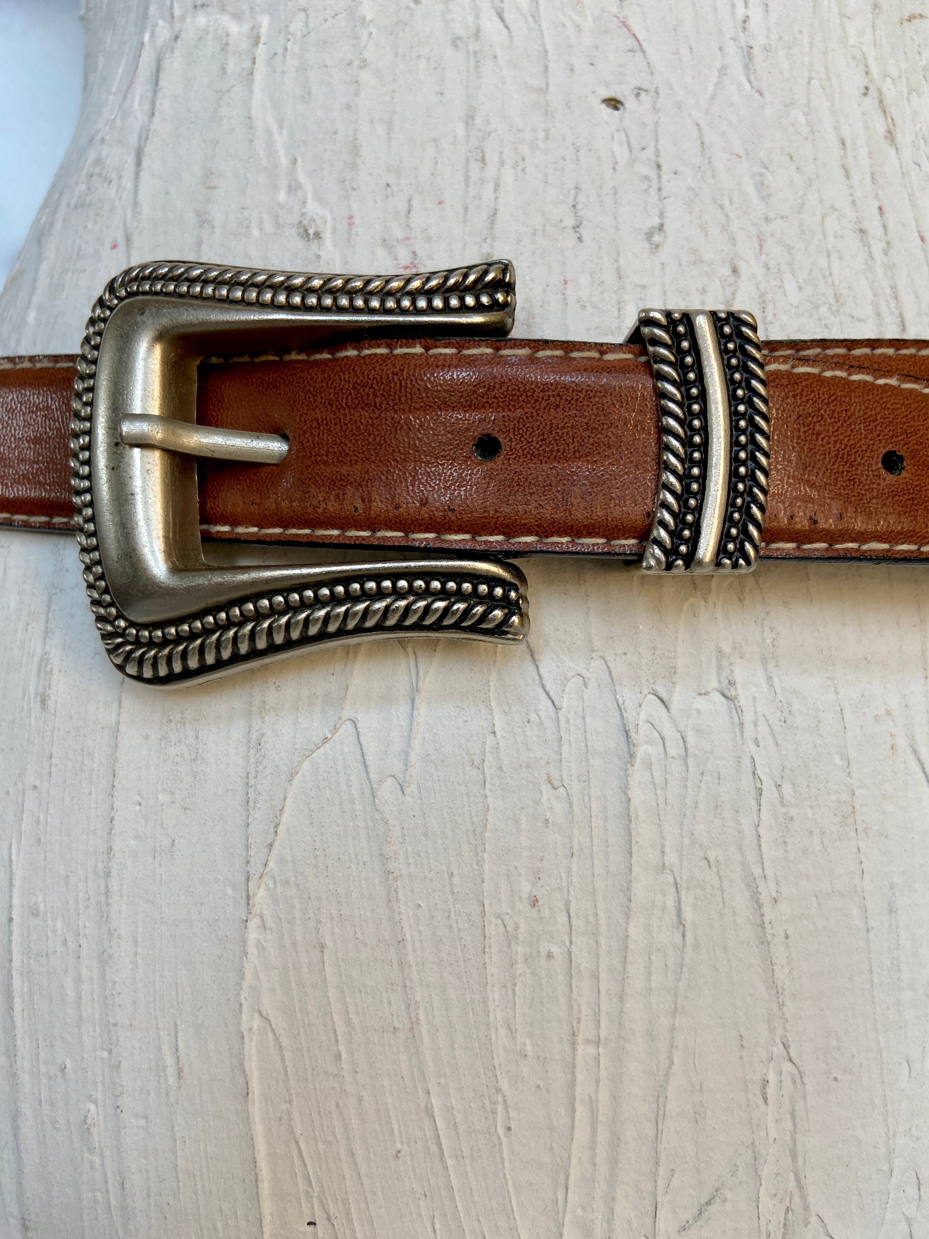 Brown tone leather belt