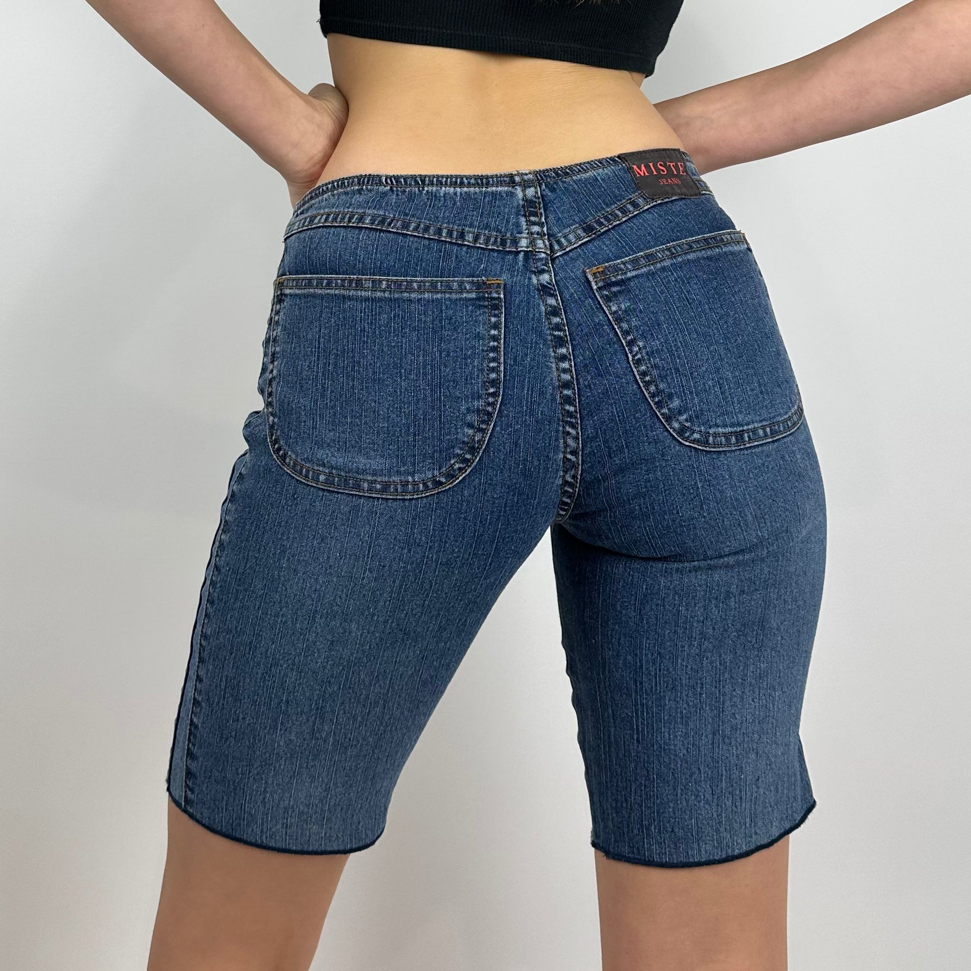 Y2K Low-Rise Long Denim Shorts (0/2)