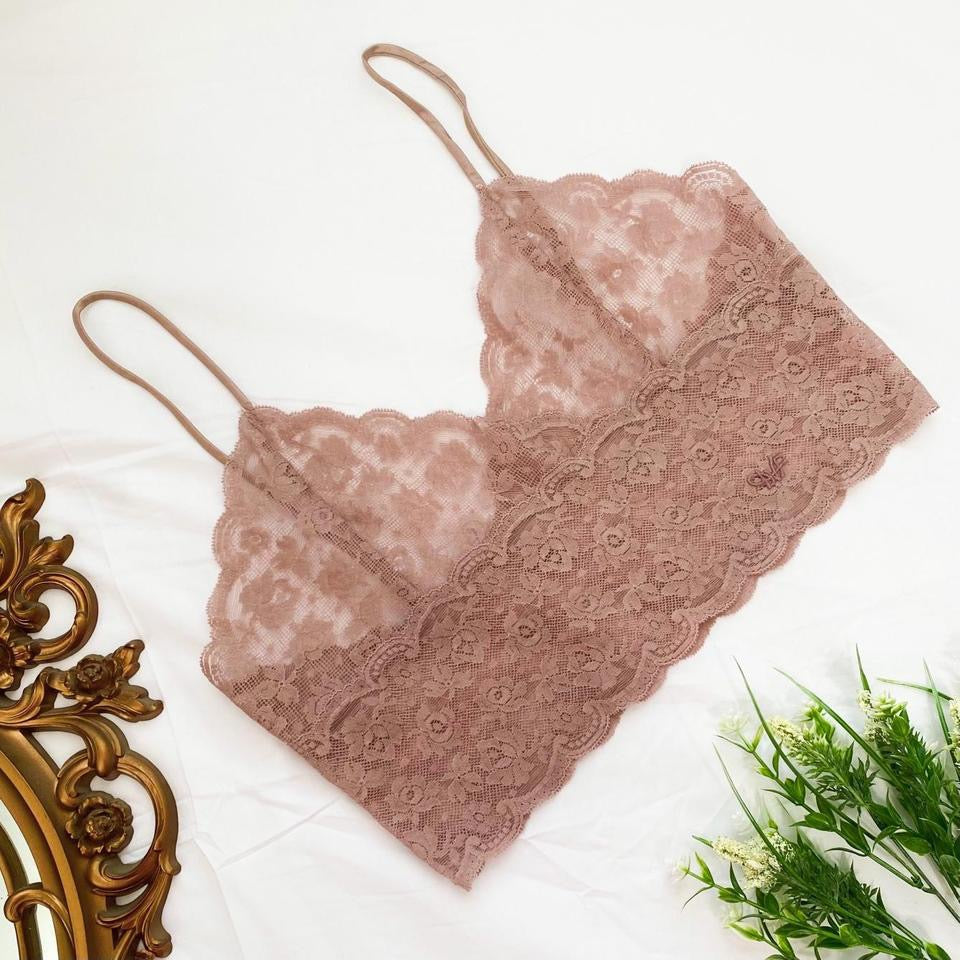 Vintage Diane Von Furstenburg Lace Bralette (M)
