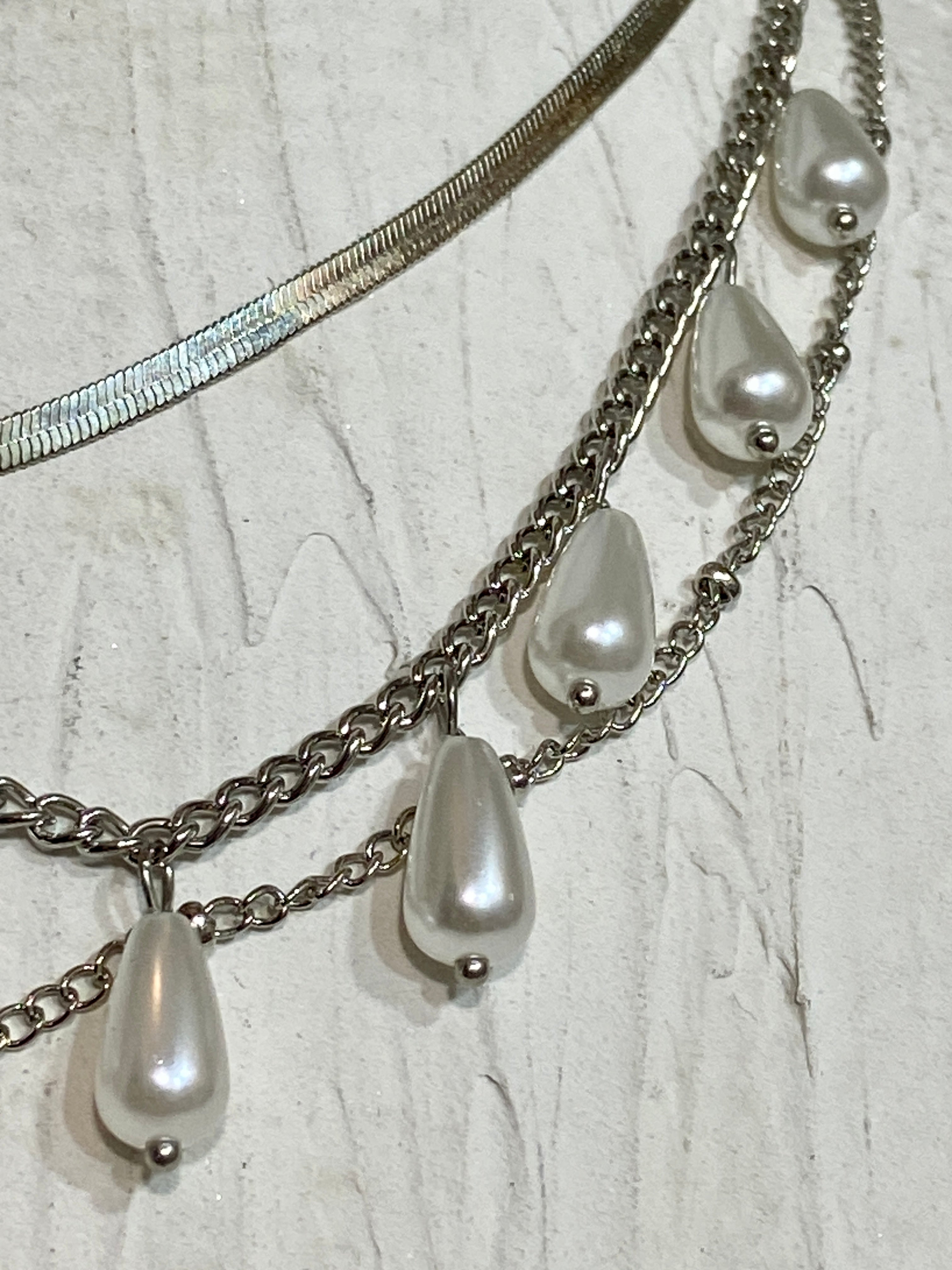 Pearls with Layers of chain
