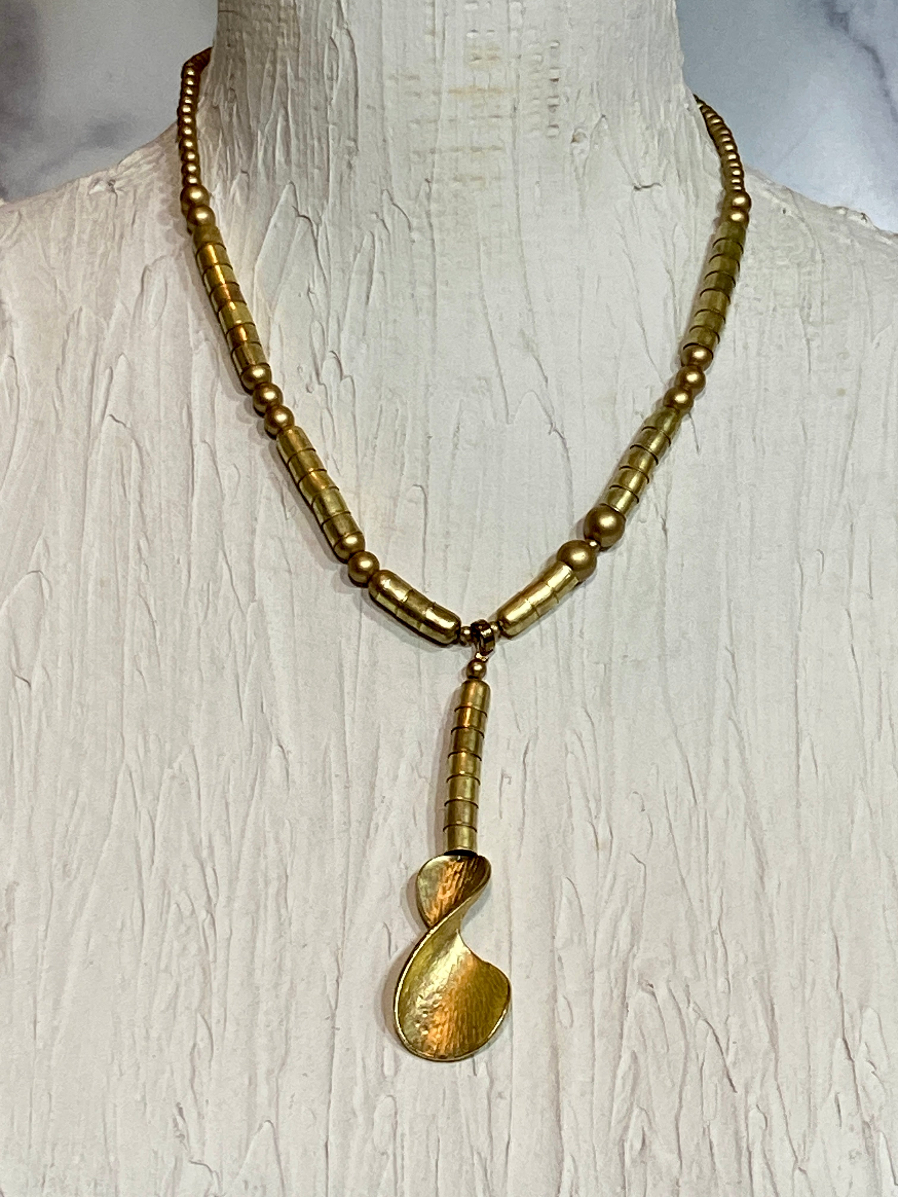 Gold tone choker