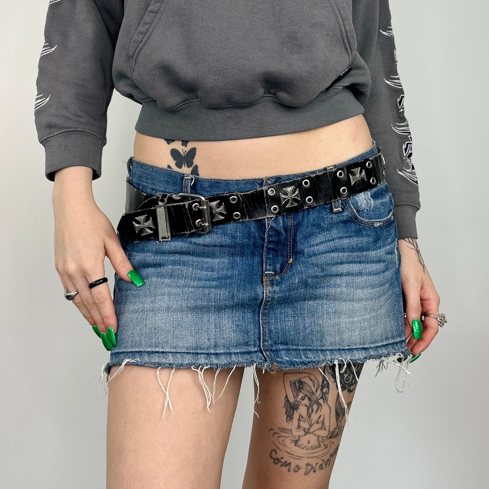 Frayed Denim Miniskirt (Medium)