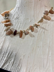 Mixed stones in chain