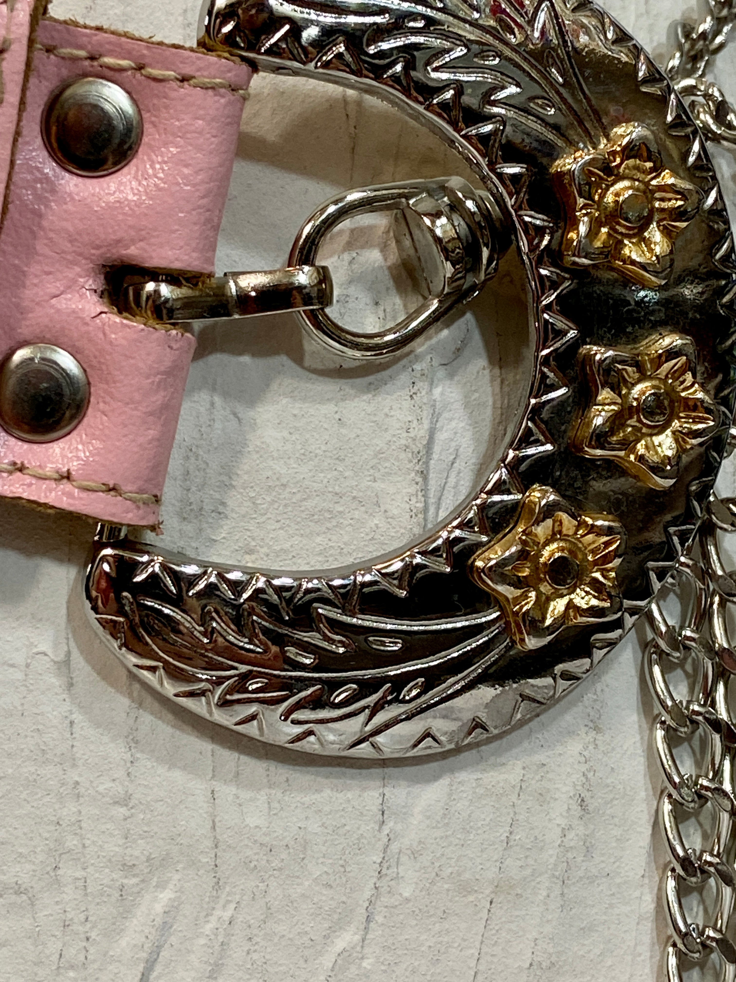 Vintage pink leather belt