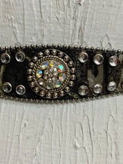 Heavy silver plate in a beautiful leather belt
