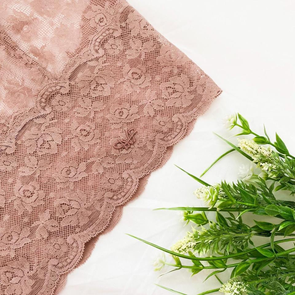 Vintage Diane Von Furstenburg Lace Bralette (M)