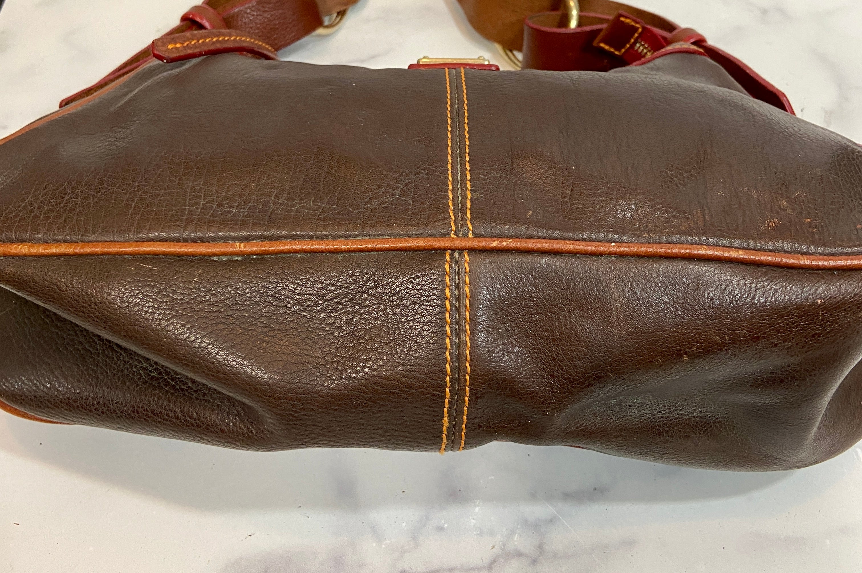 Dooney& Bourke purse