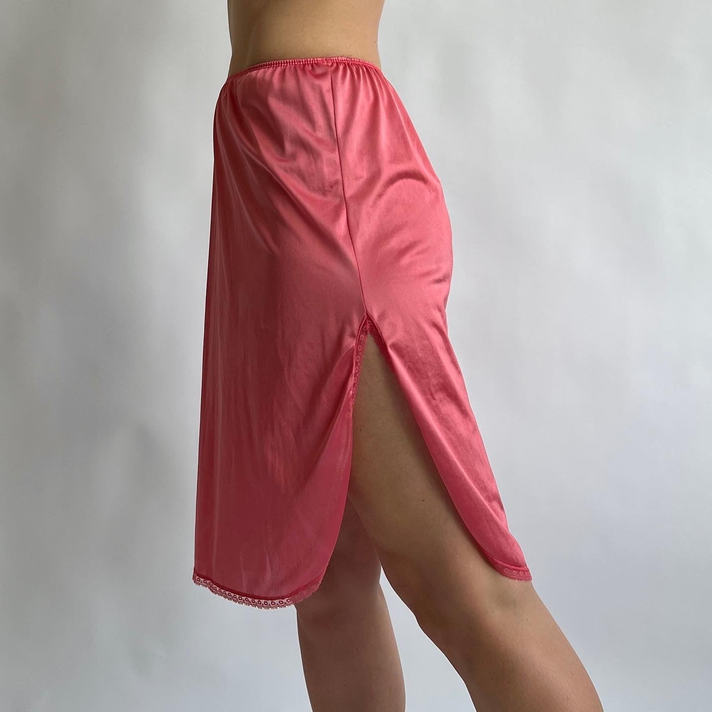 Raspberry hand dyed midi skirt - S/M