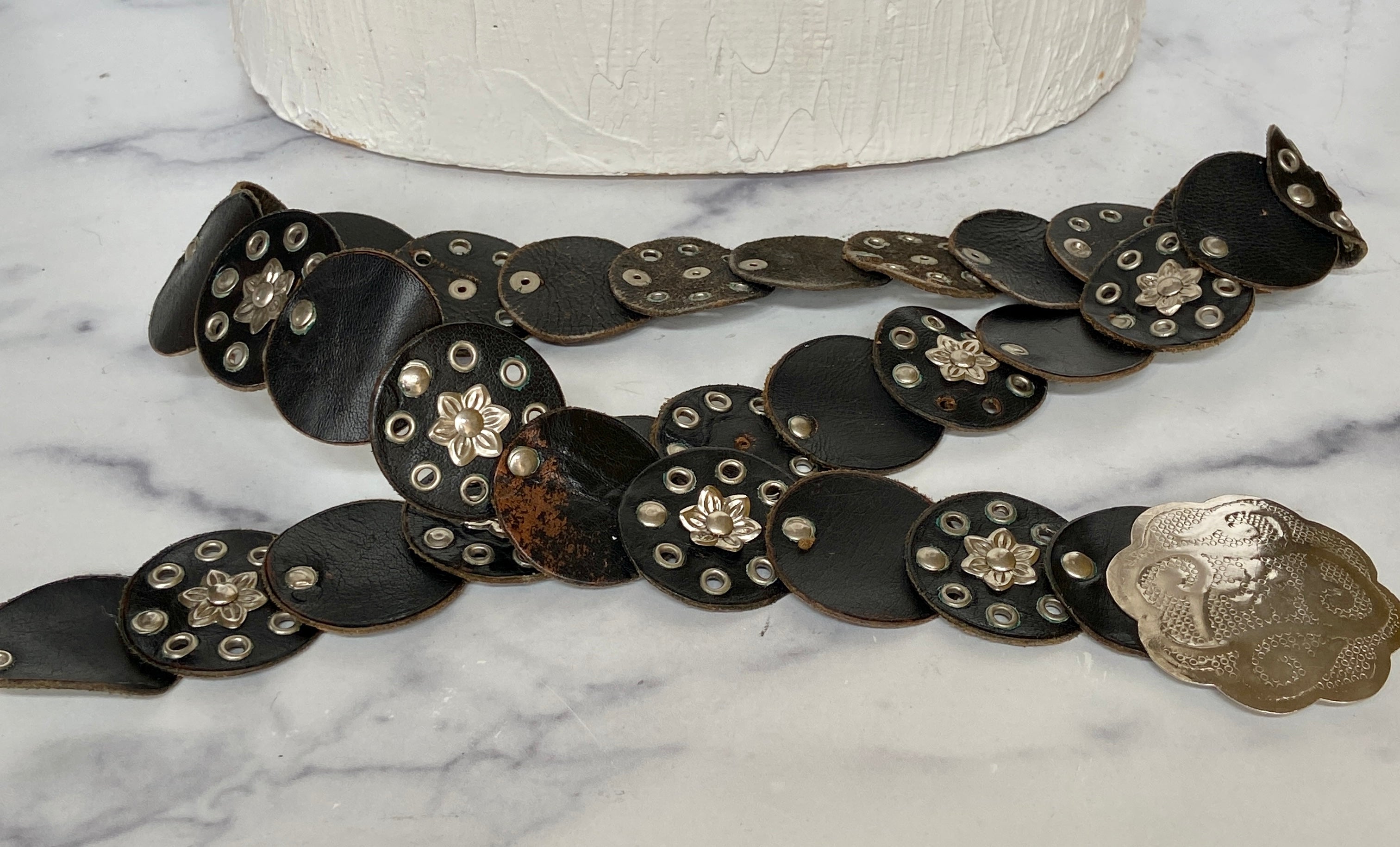 Vintage brown waist belt