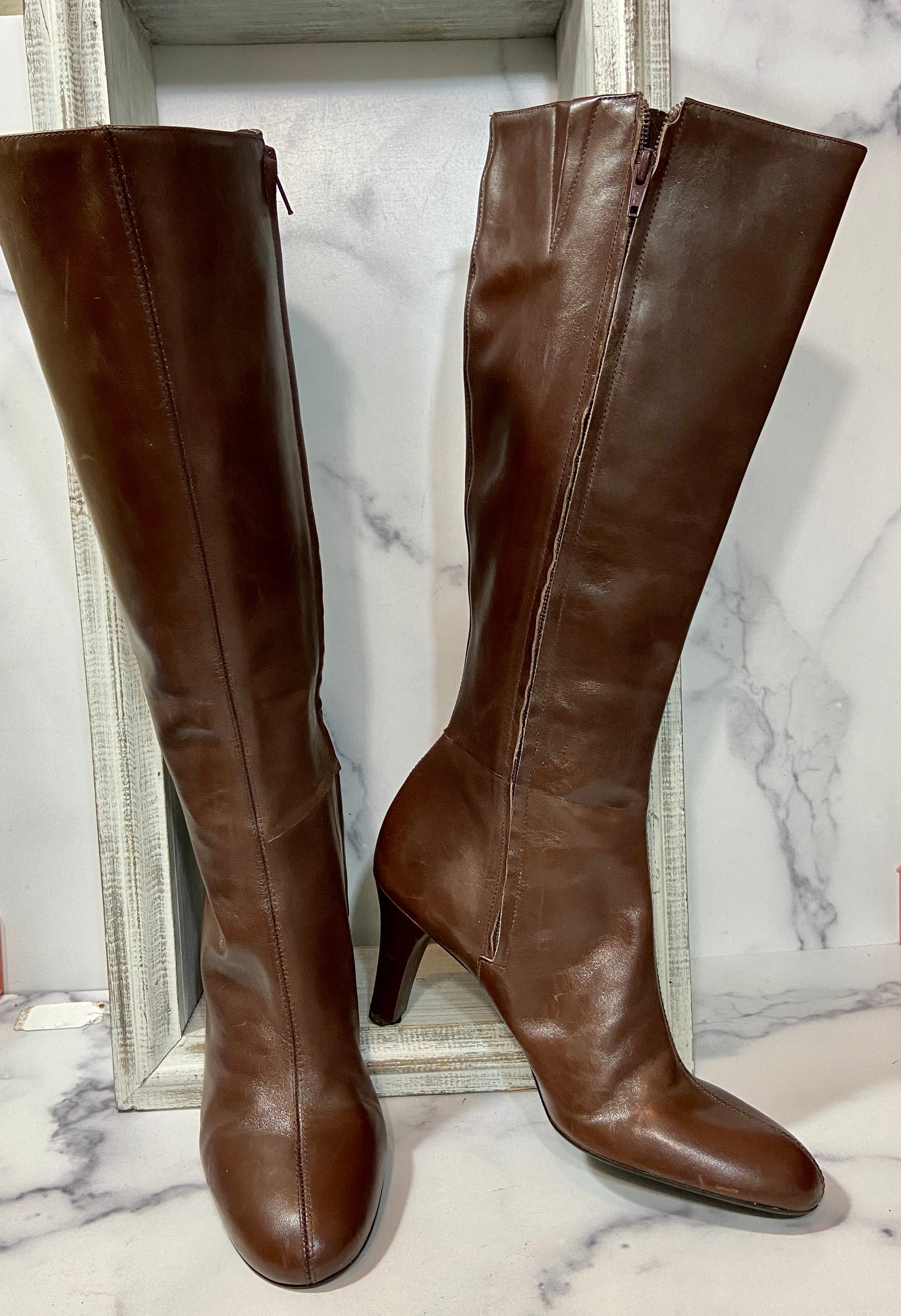 Gianni Bini brown leather boots
