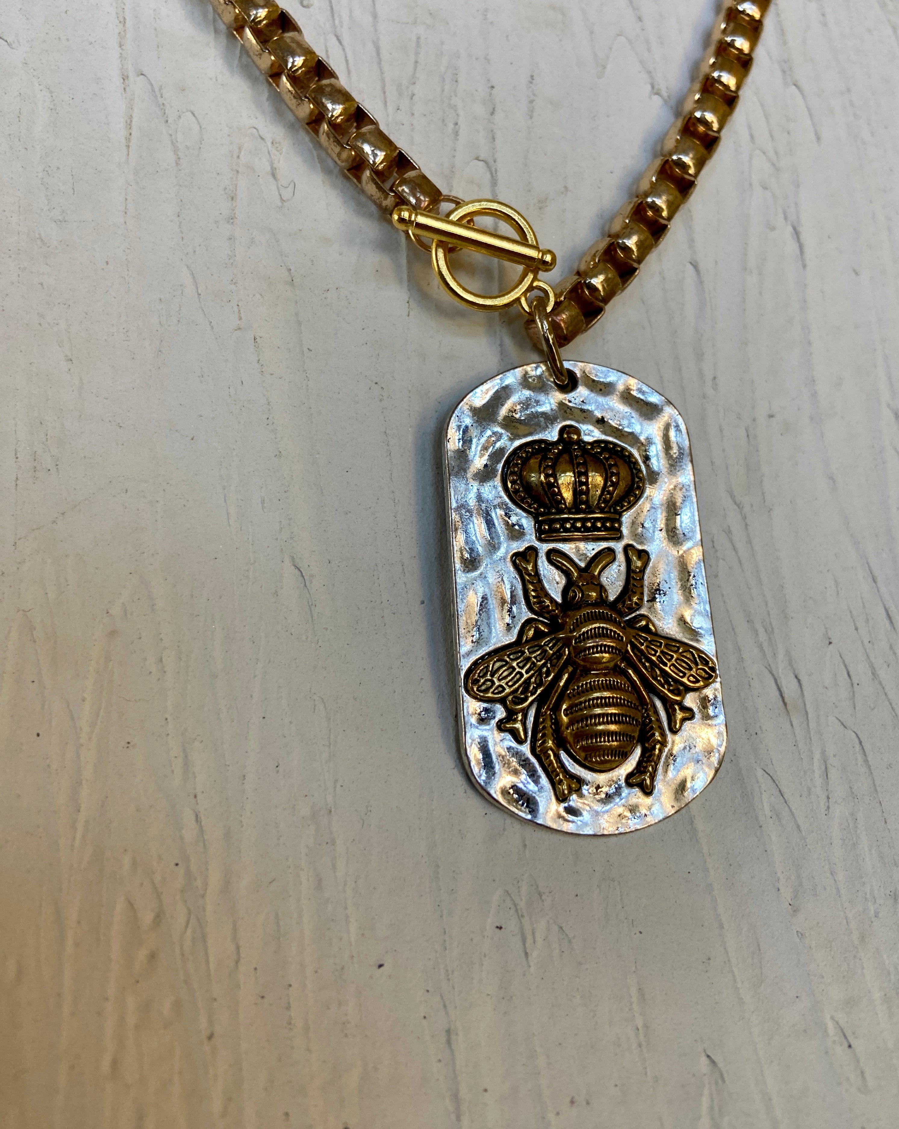 Queen Bee in vintage choker