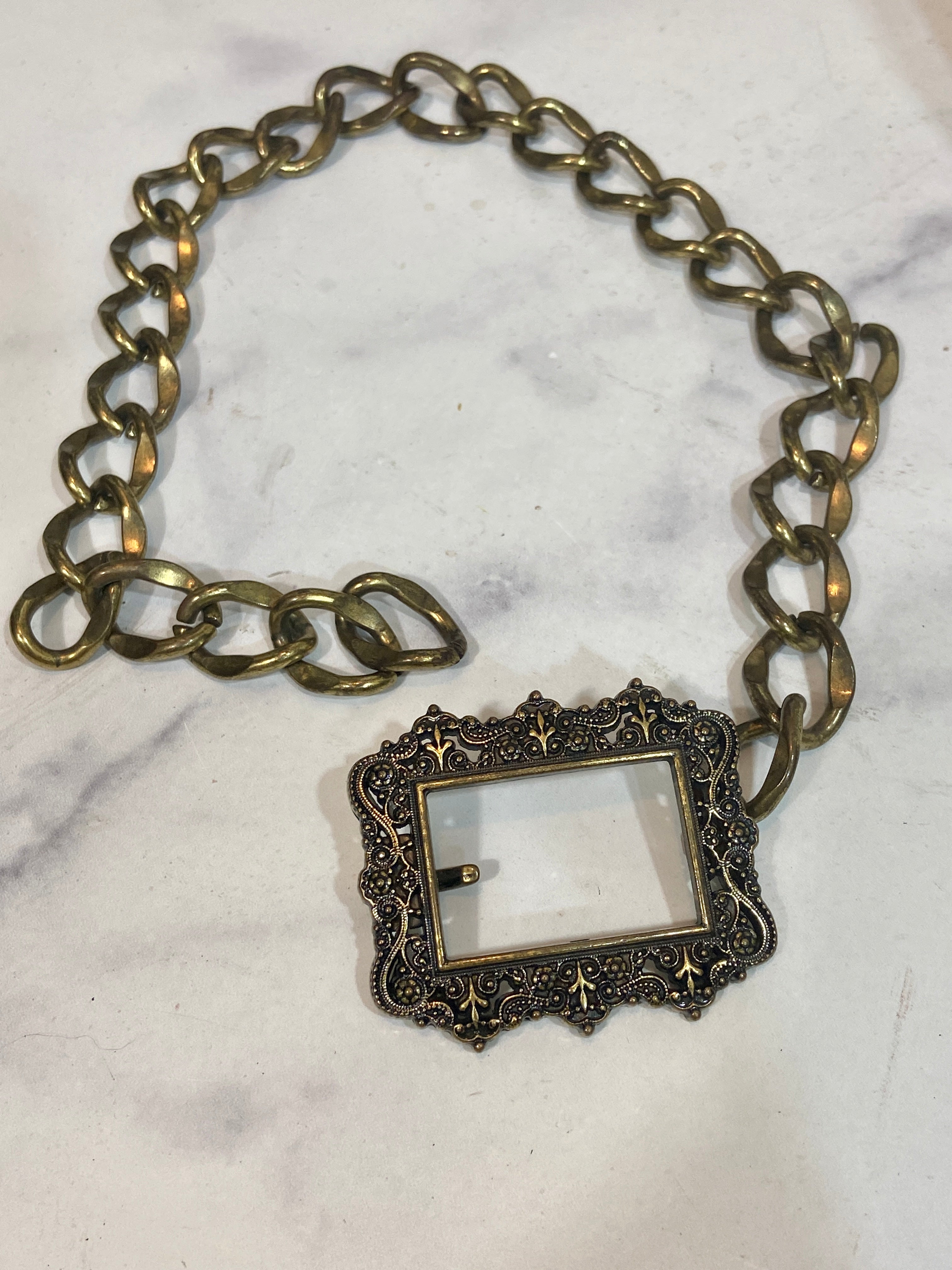 Chunky choker