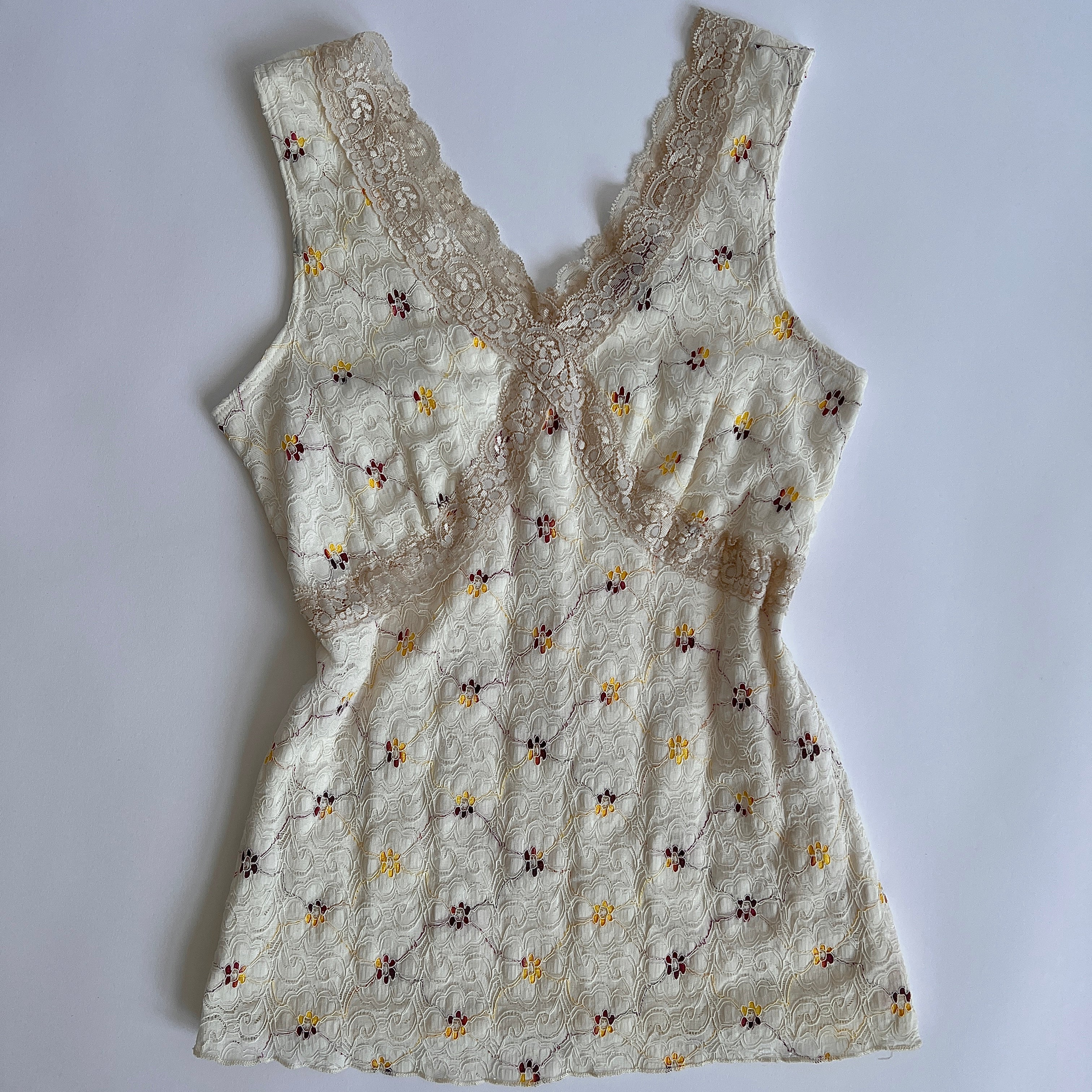Y2K Lacey floral tank - M