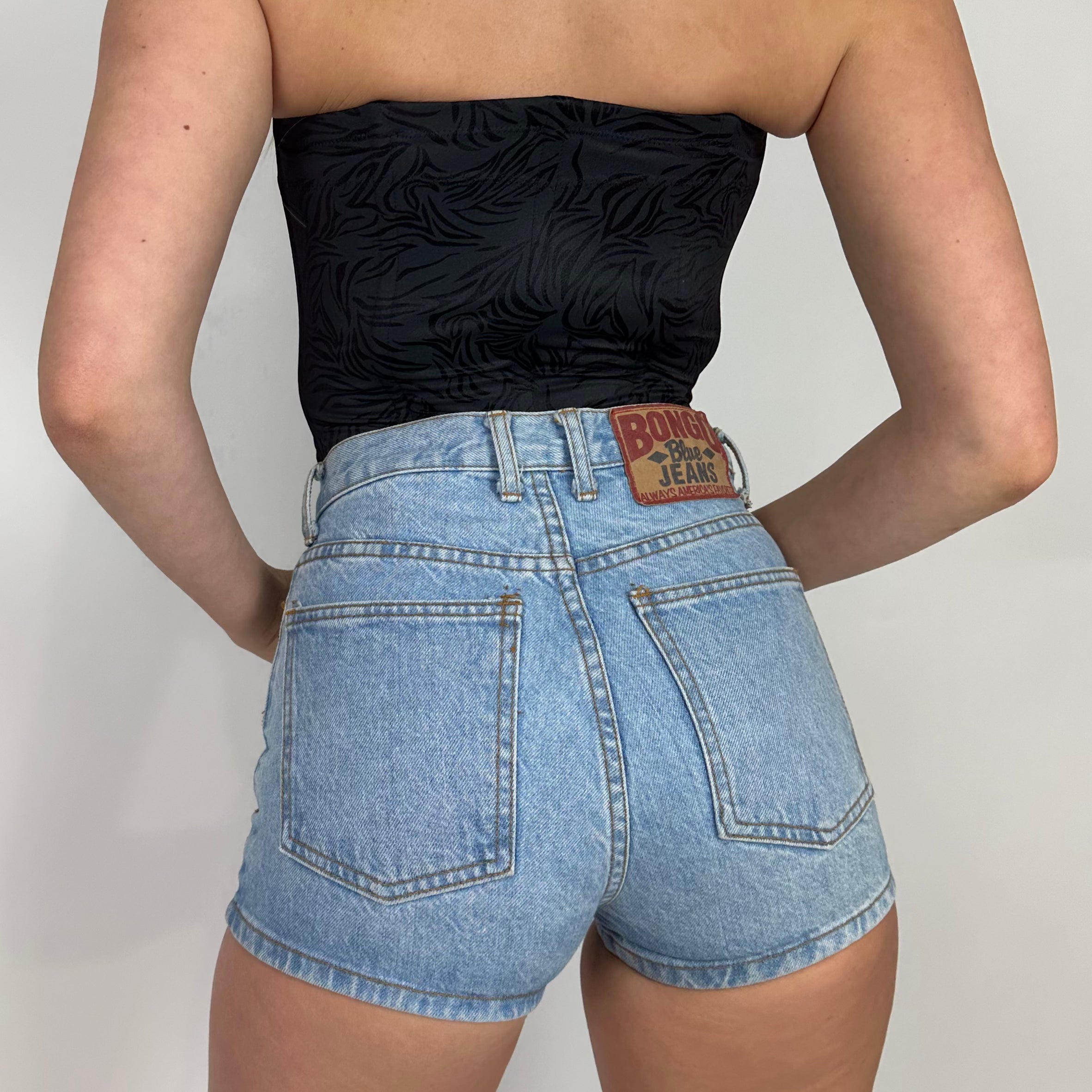 Vintage 90's Light Wash Denim Short Shorts (XS)