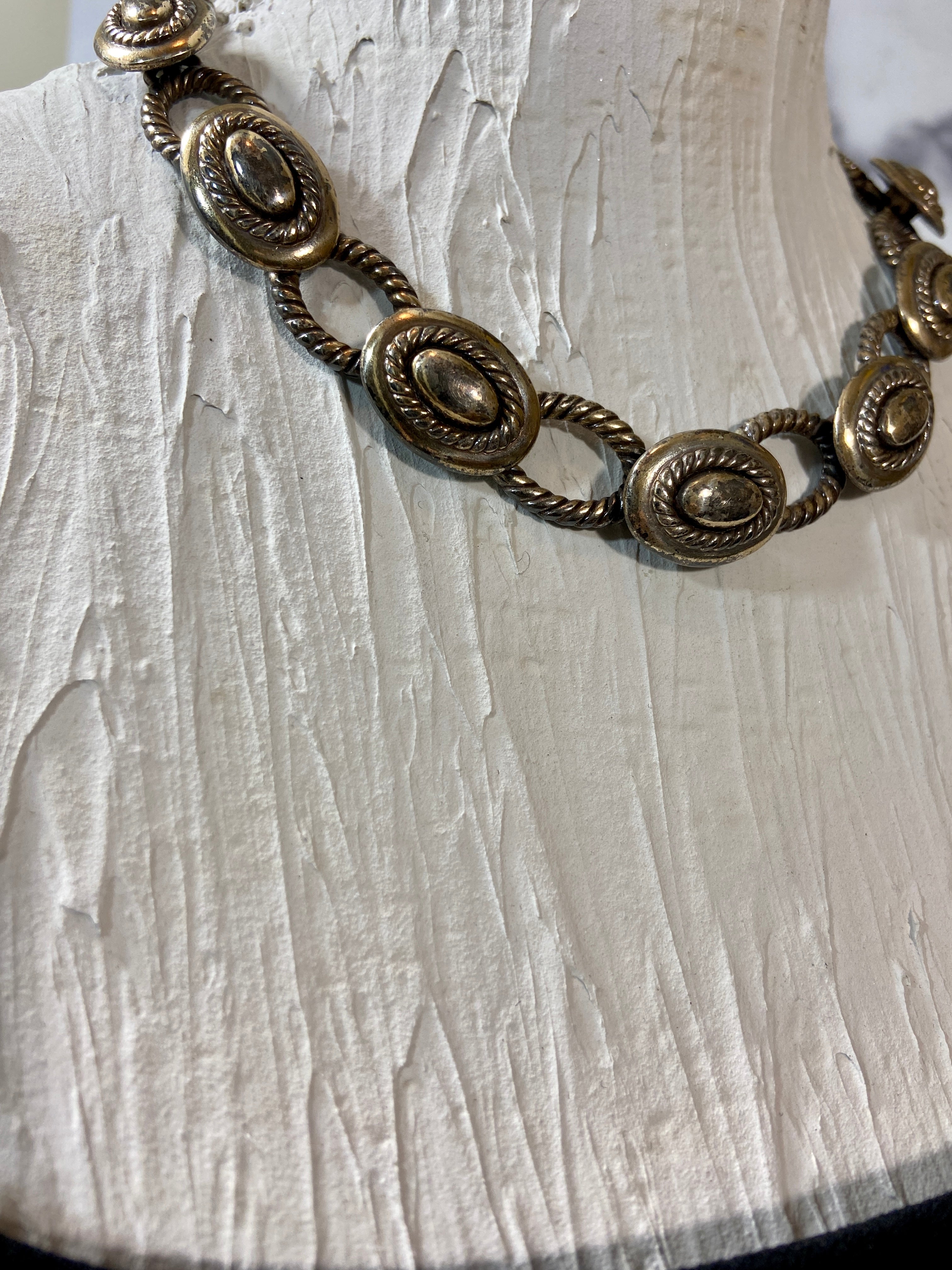 Vintage silver tone oval loop chain