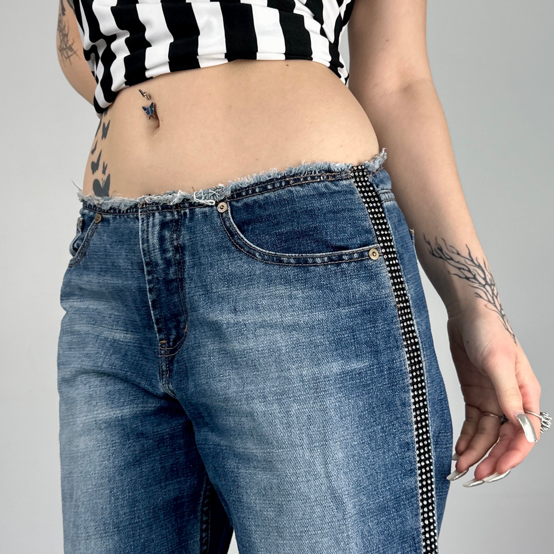 Y2K Express Rhinestone Flare Jeans (M/L)