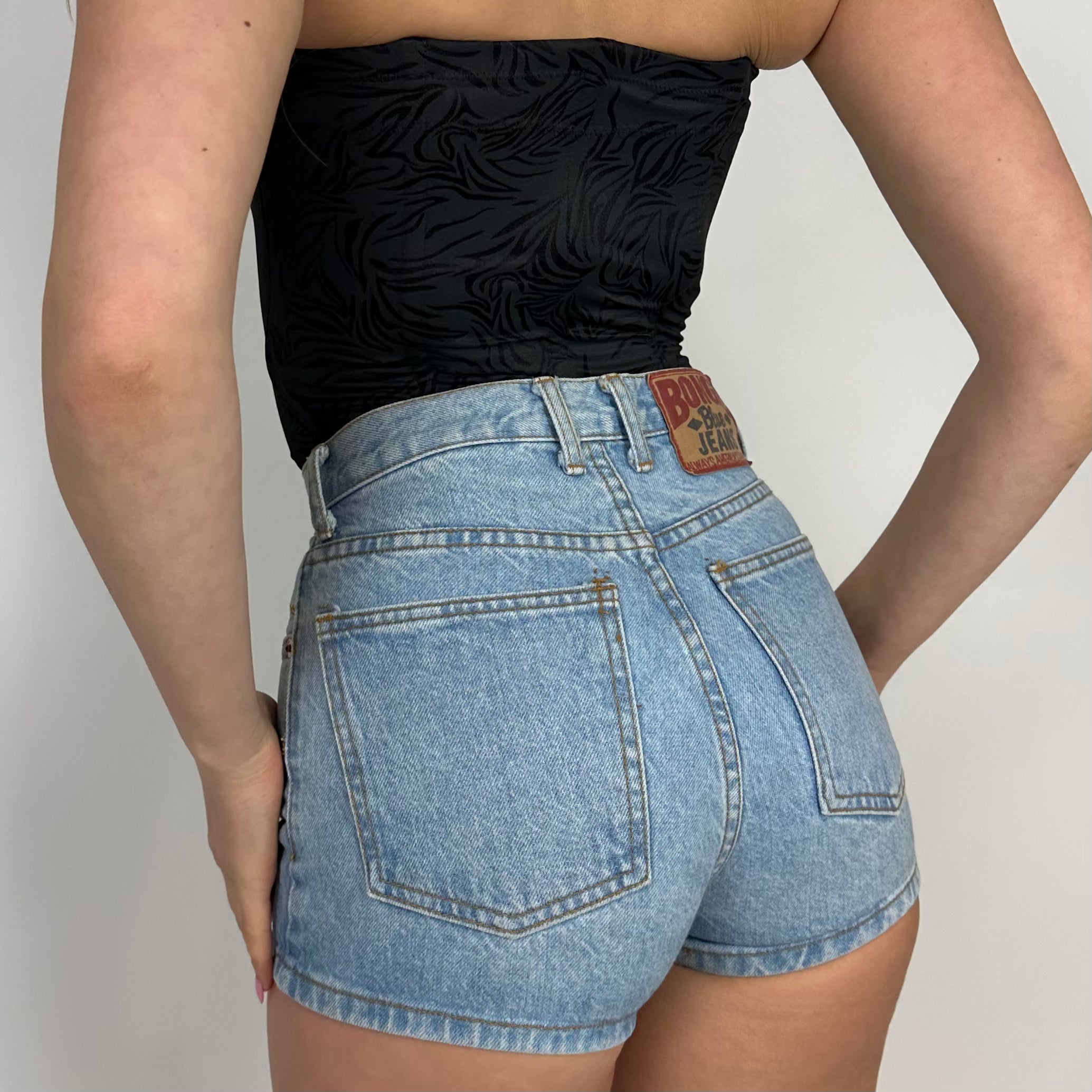Vintage 90's Light Wash Denim Short Shorts (XS)