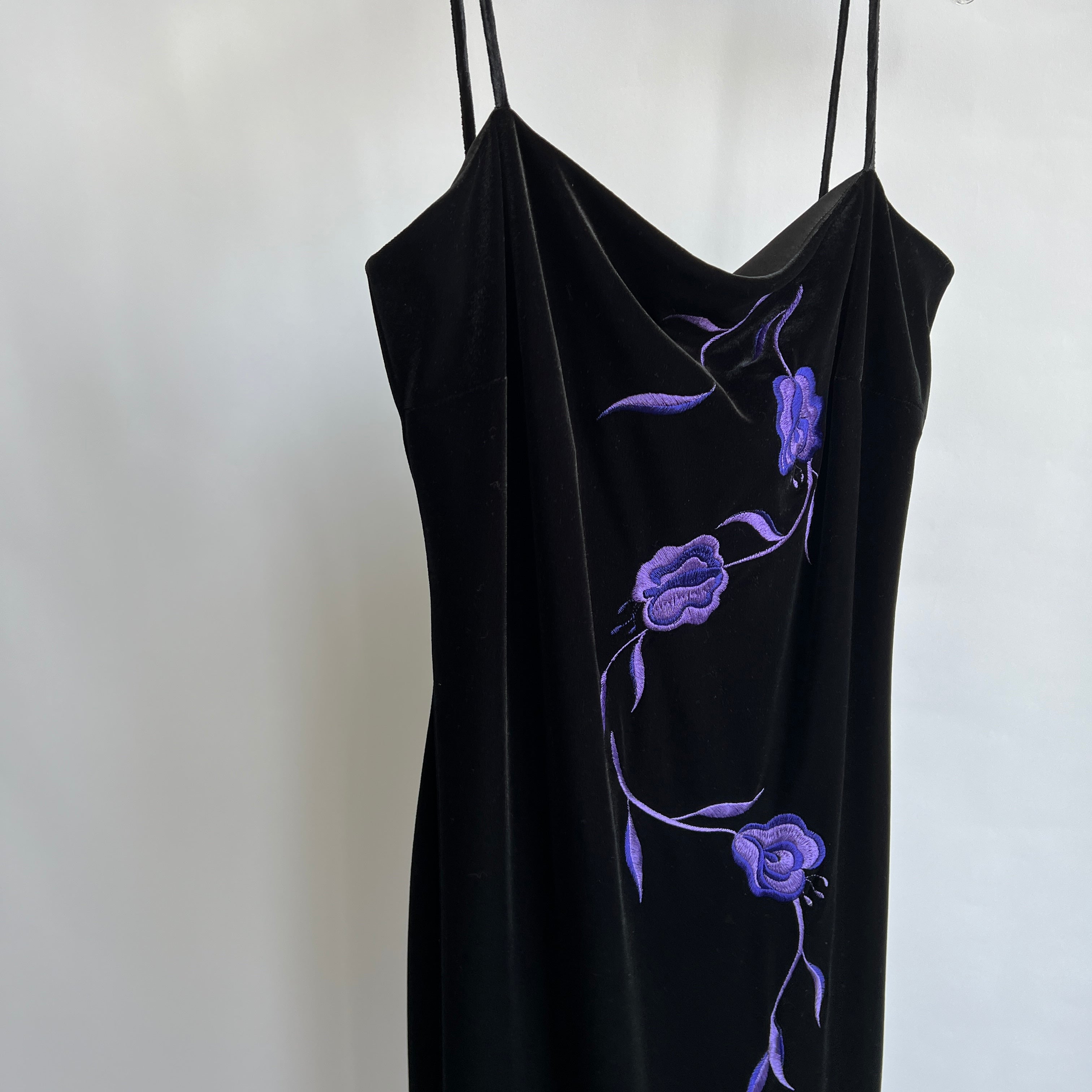 Vintage 90s embroidered velvet maxi dress - L/XL  Holy Thrift