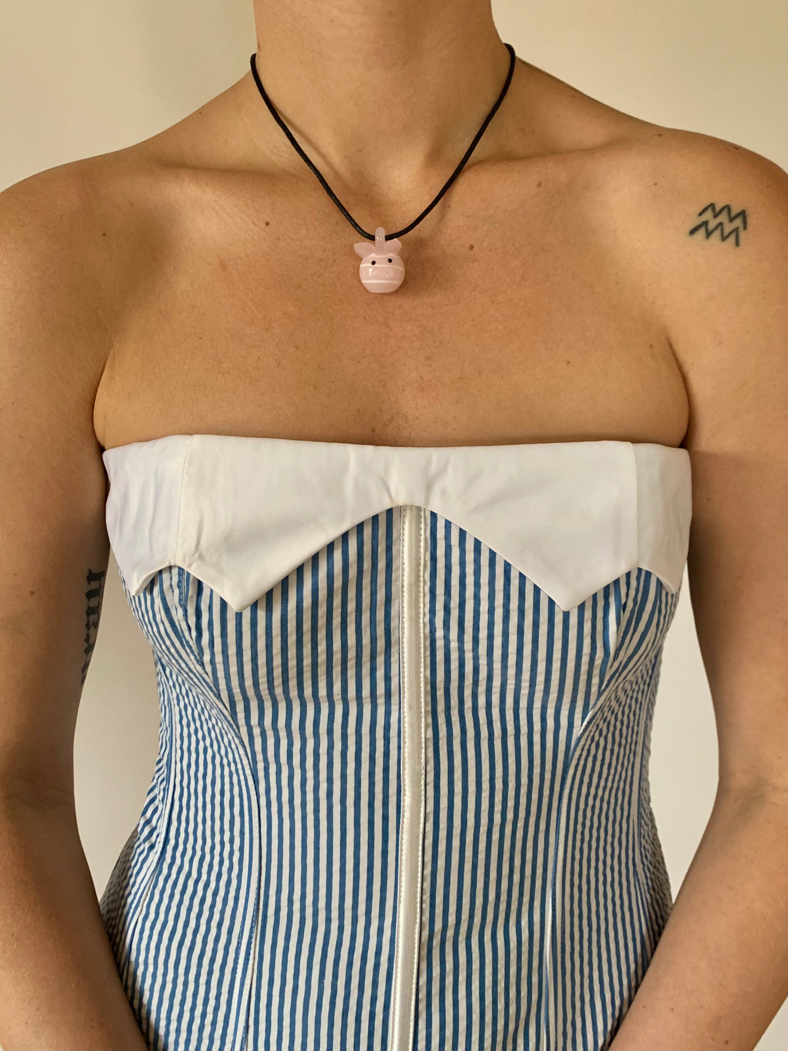 Vintage Glass Pig 🐷 Necklace