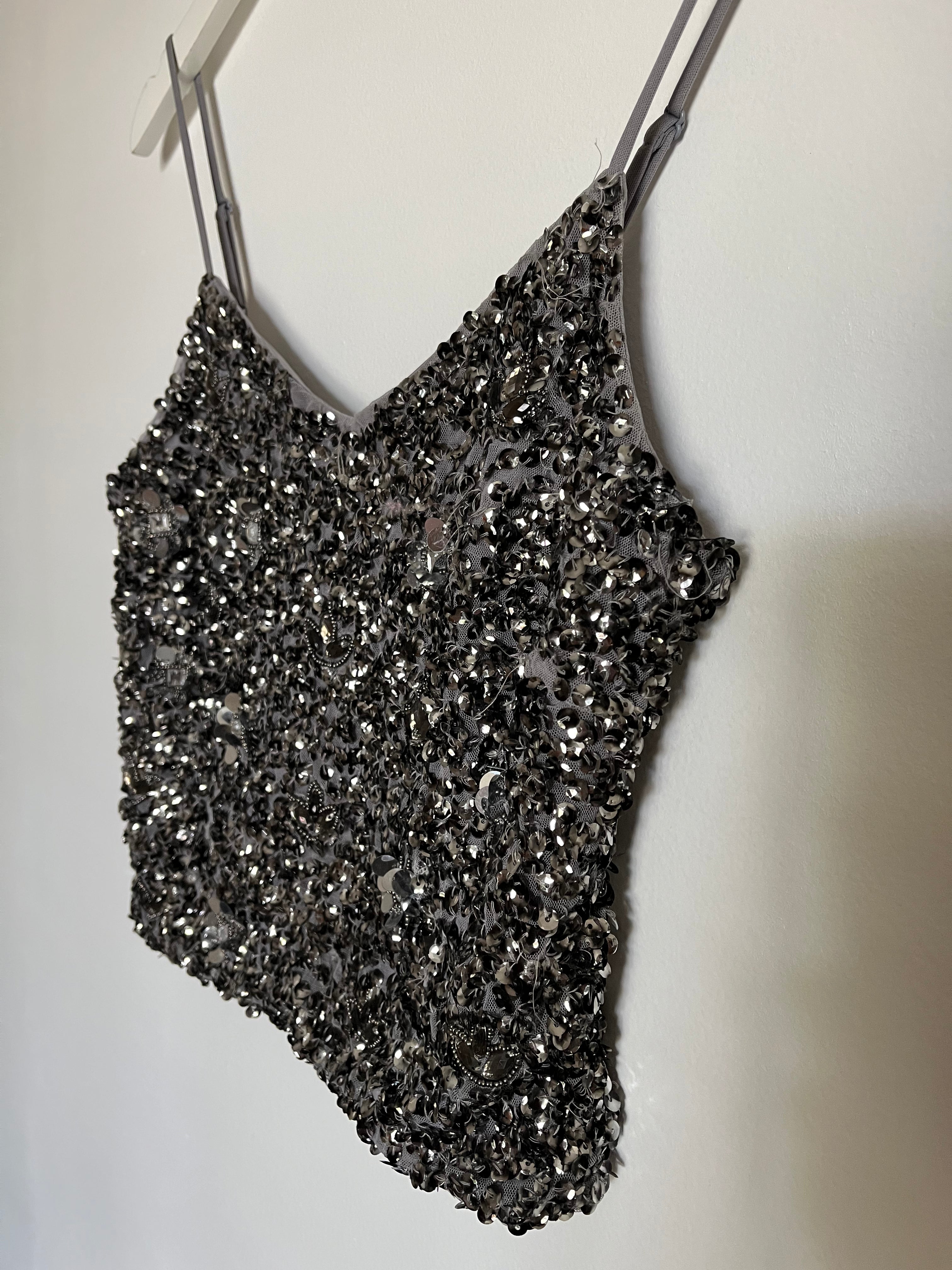 Gun metal crop - small