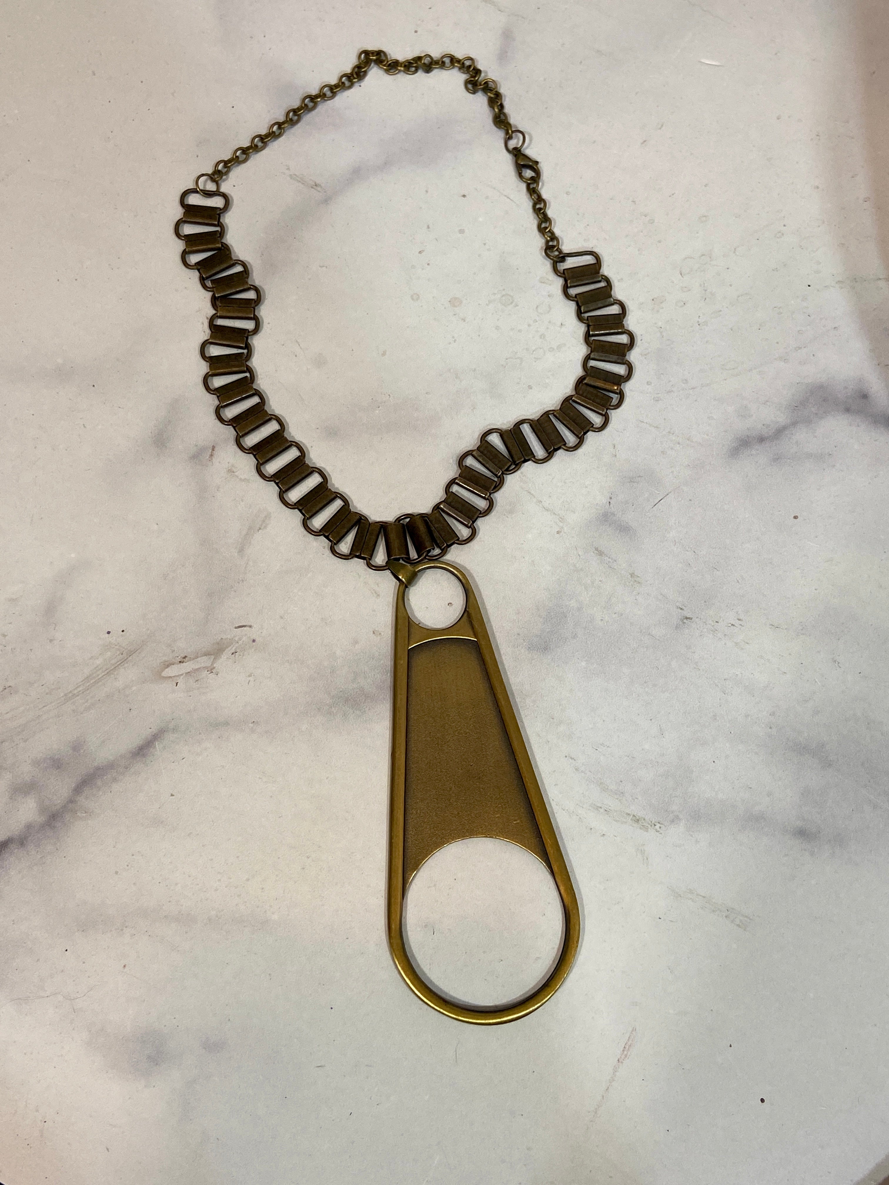 Big zipper choker